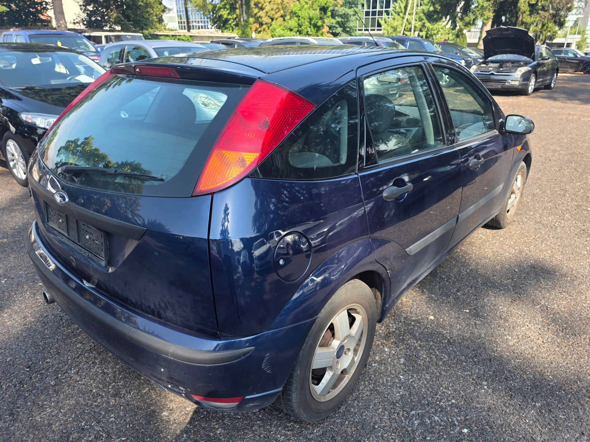 FORD Focus 1.6i 16V Ghia-image-3