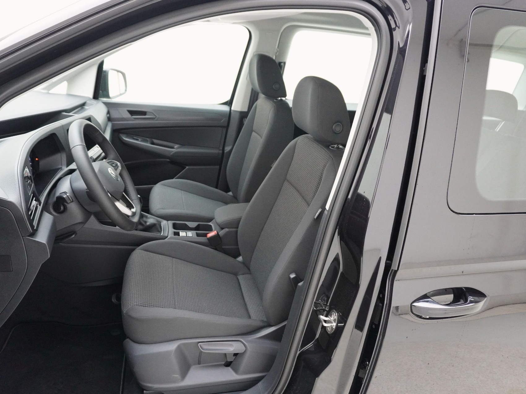 VW Caddy Maxi 2.0 TDI 4Motion-image-11
