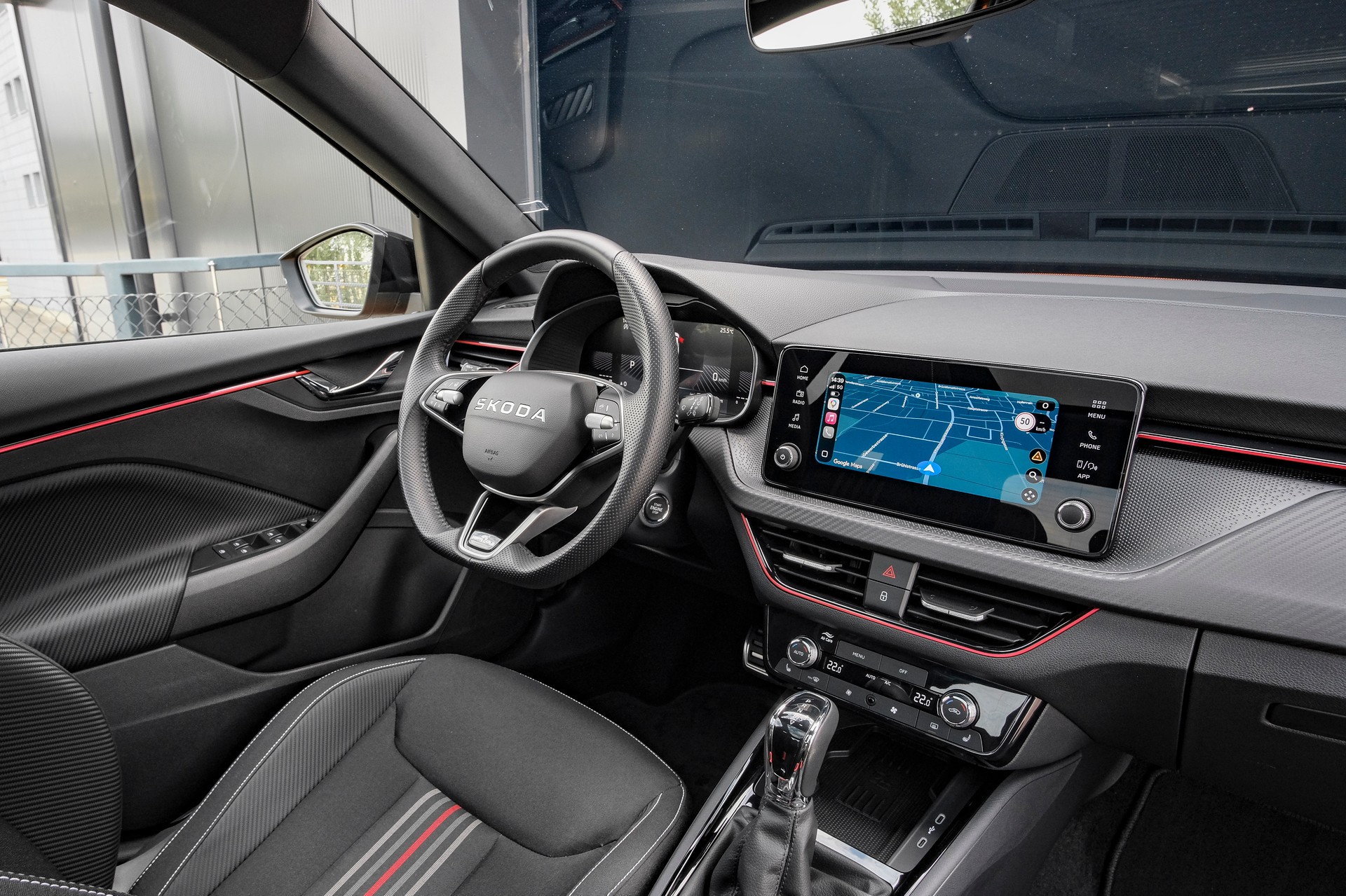 SKODA Kamiq 1.0 TSI Monte Carlo DSG-image-13