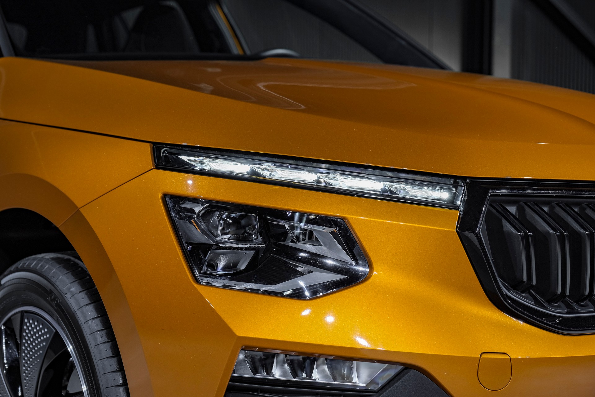 SKODA Kamiq 1.0 TSI Monte Carlo DSG-image-26