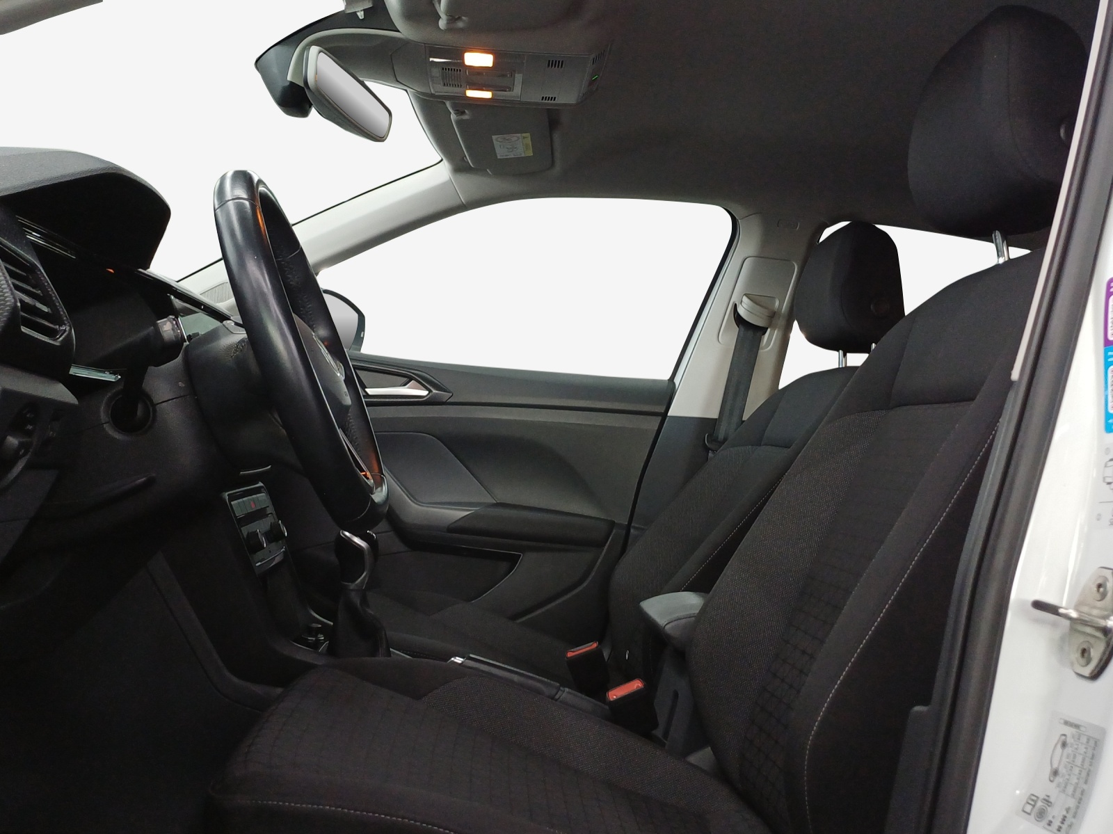 VW T-Cross 1.0 TSI Life-image-7