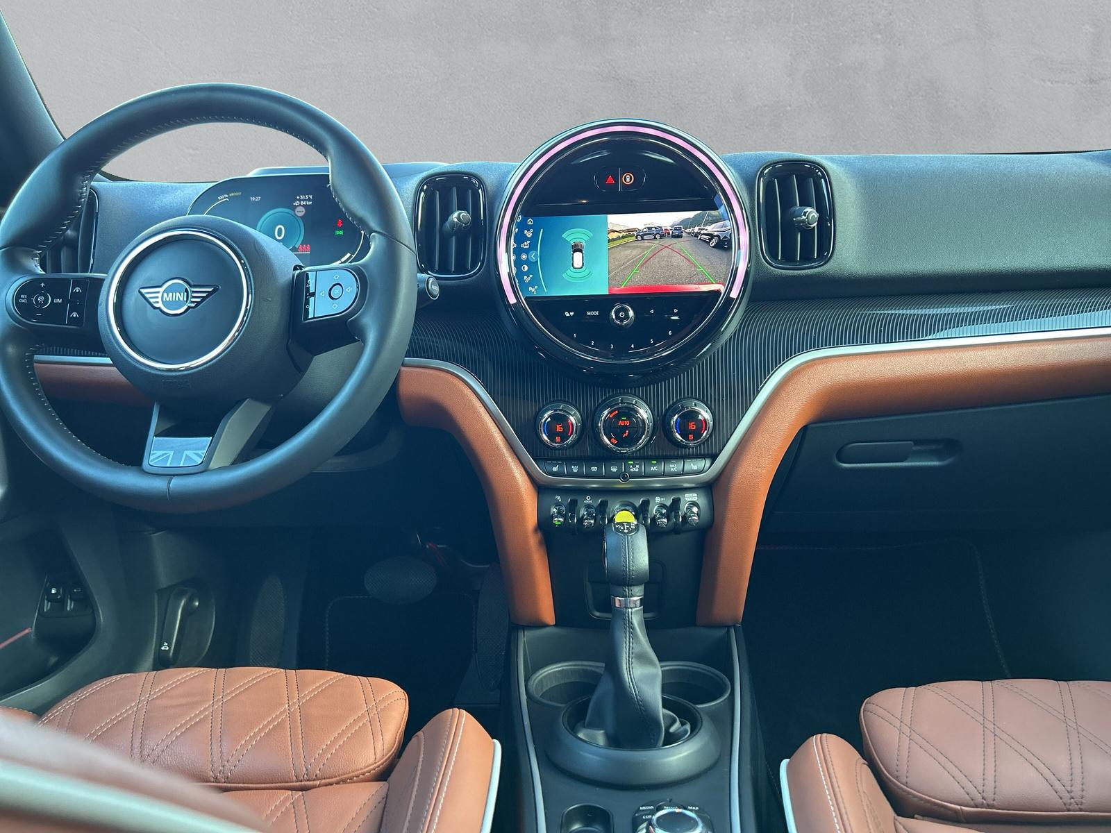 MINI Countryman SE ALL4 1.5i F60 (CH)-image-16