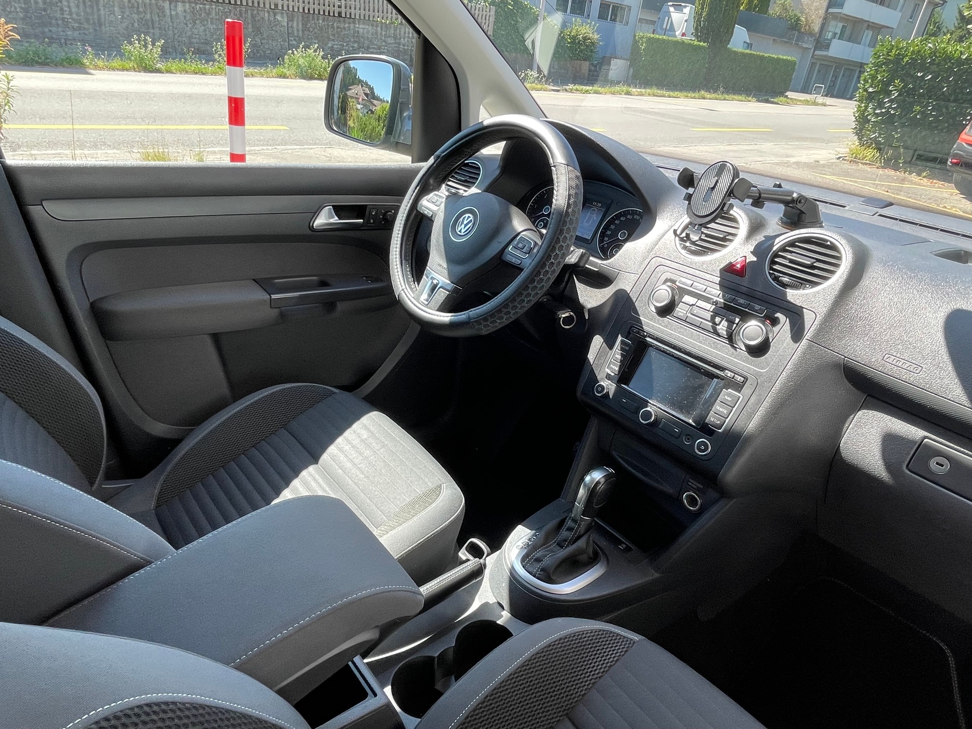 VW Caddy 1.6 TDI Blue Motion Technology Trendline DSG-image-5