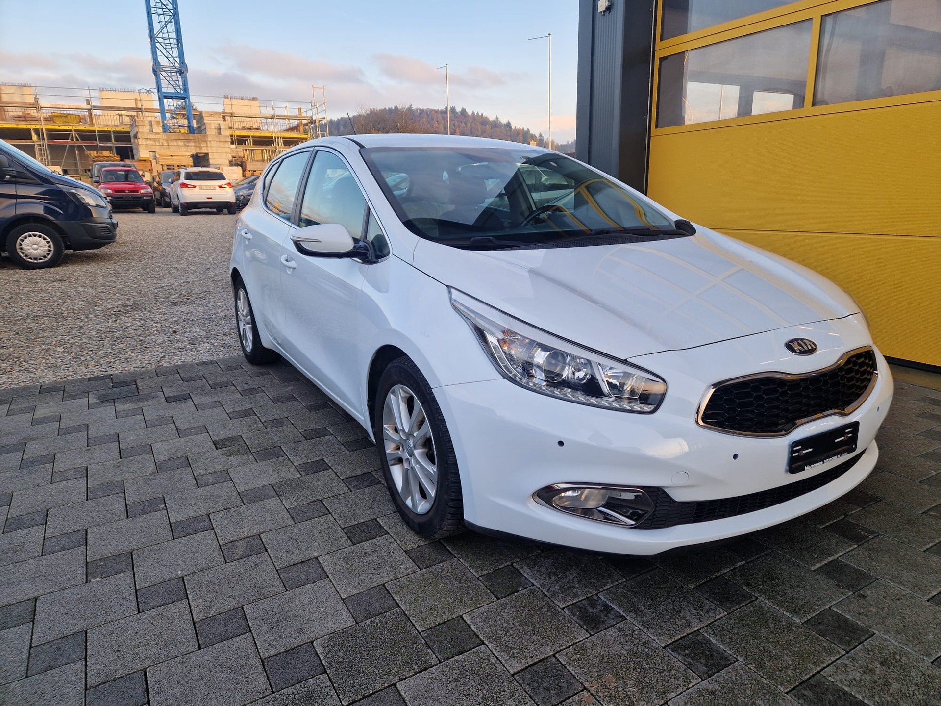 KIA Cee'd 1.6 GDi Trend DCT-image-0
