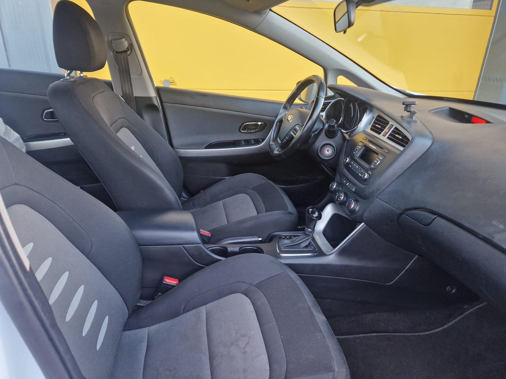 KIA Cee'd 1.6 GDi Trend DCT-image-7