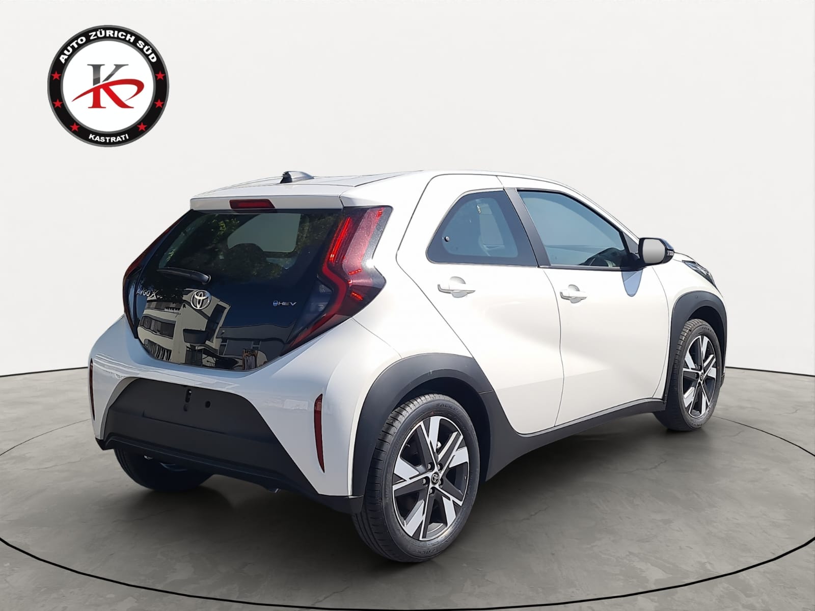 TOYOTA Aygo X 1.5 Comfort e-CVT-image-5