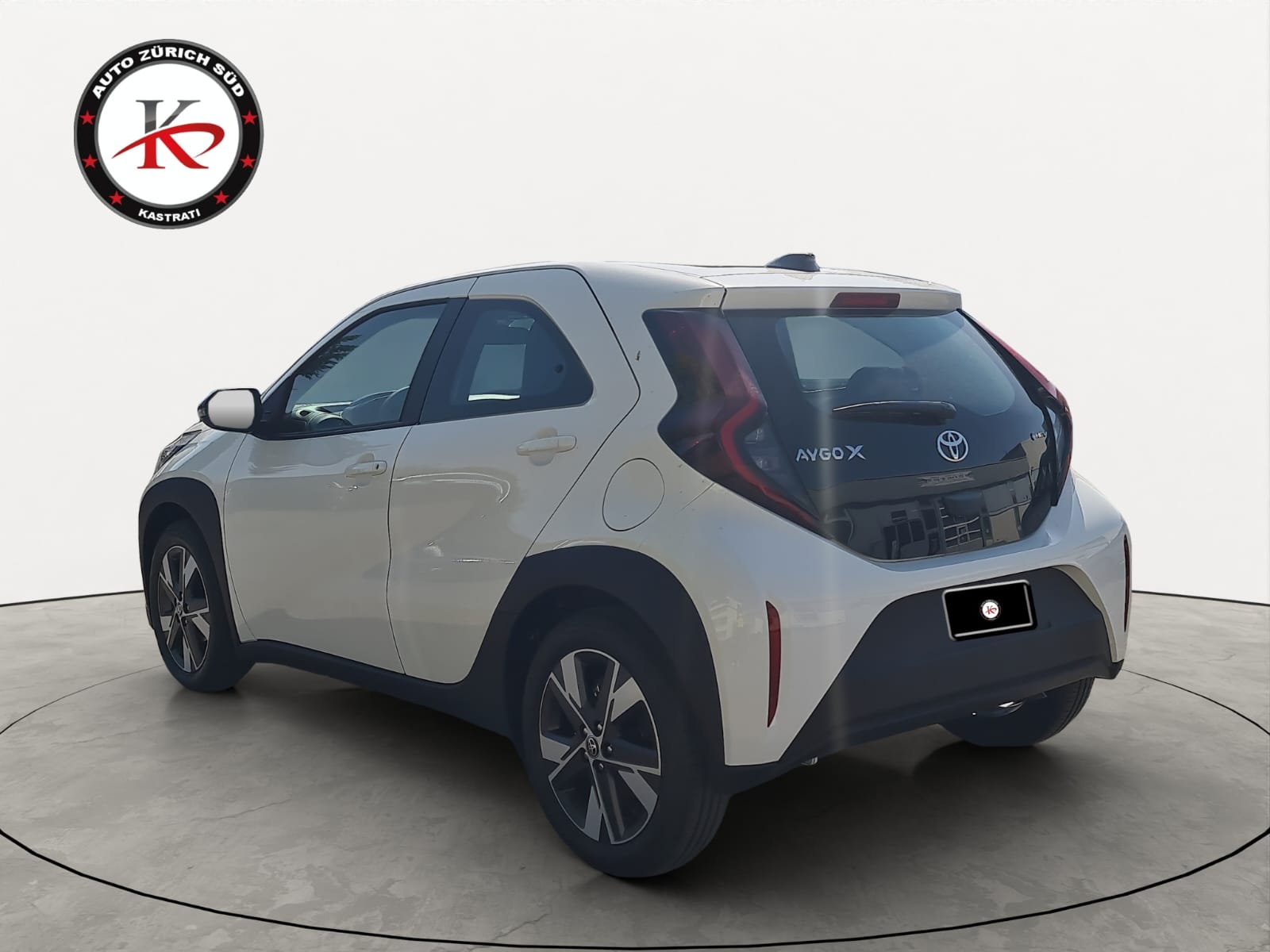 TOYOTA Aygo X 1.5 Comfort e-CVT-image-3