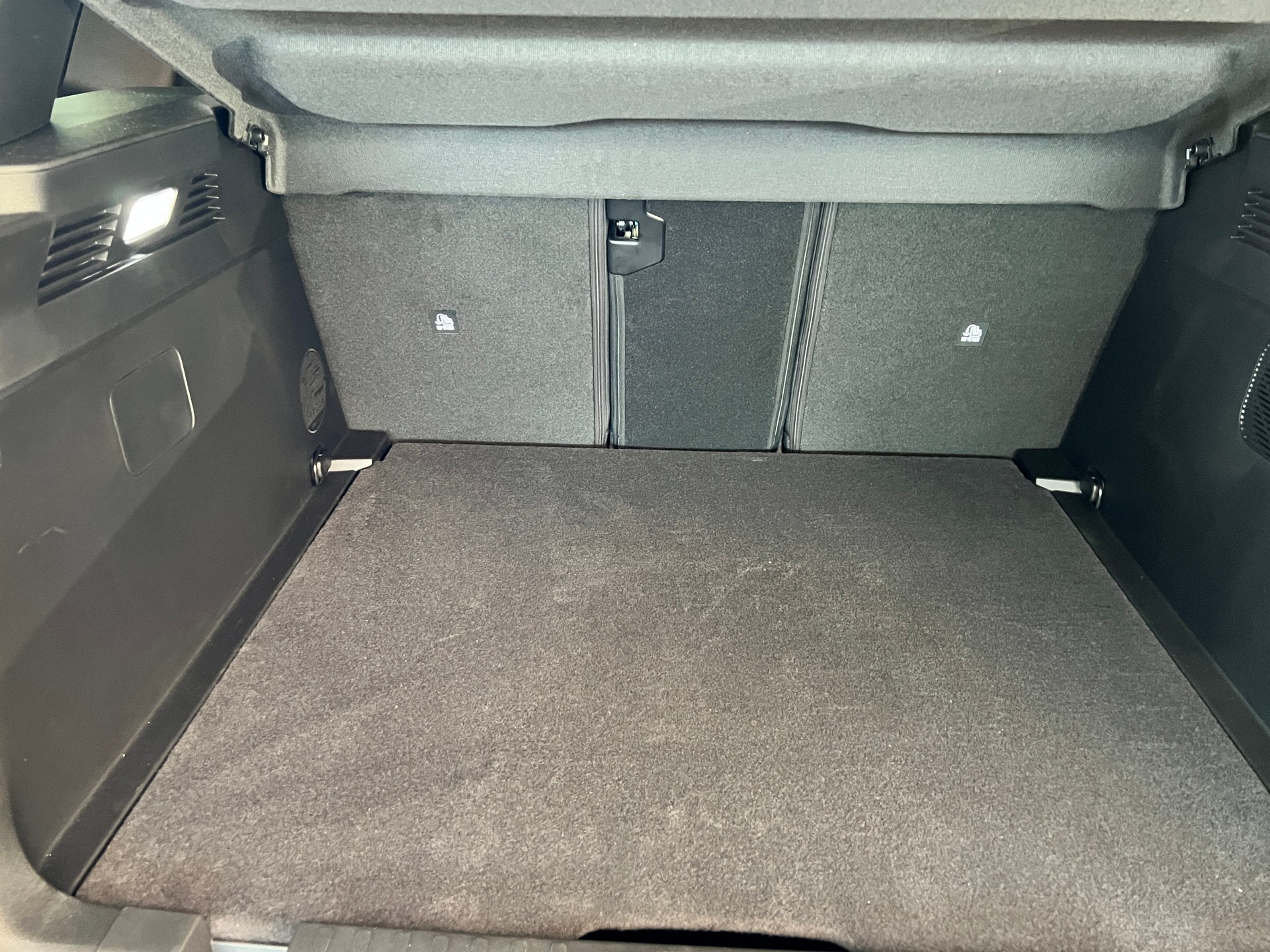 JEEP Compass 1.2 T e-Hybrid First Edition-image-30