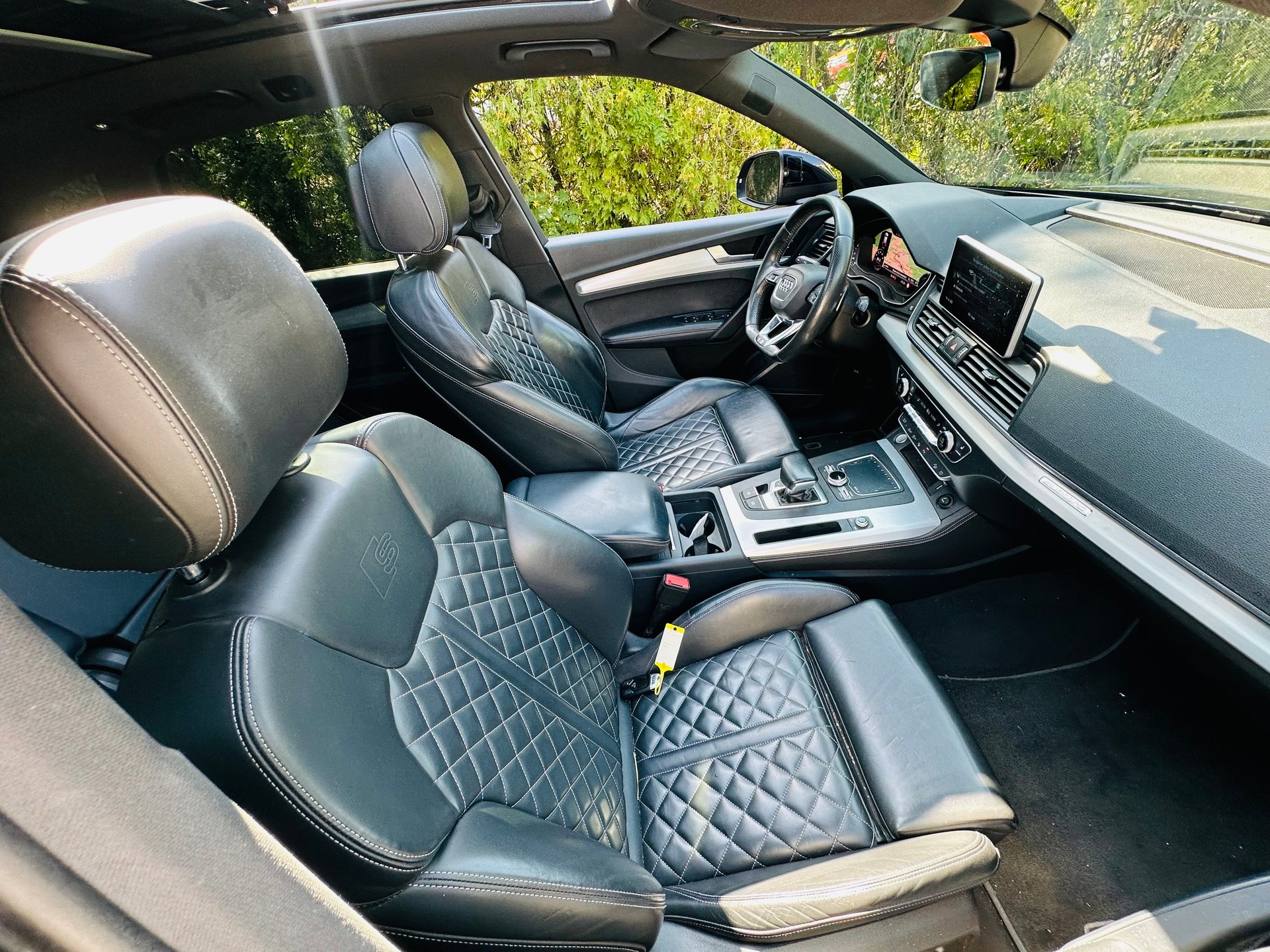 AUDI Q5 45 TFSI sport quattro S-tronic-image-12