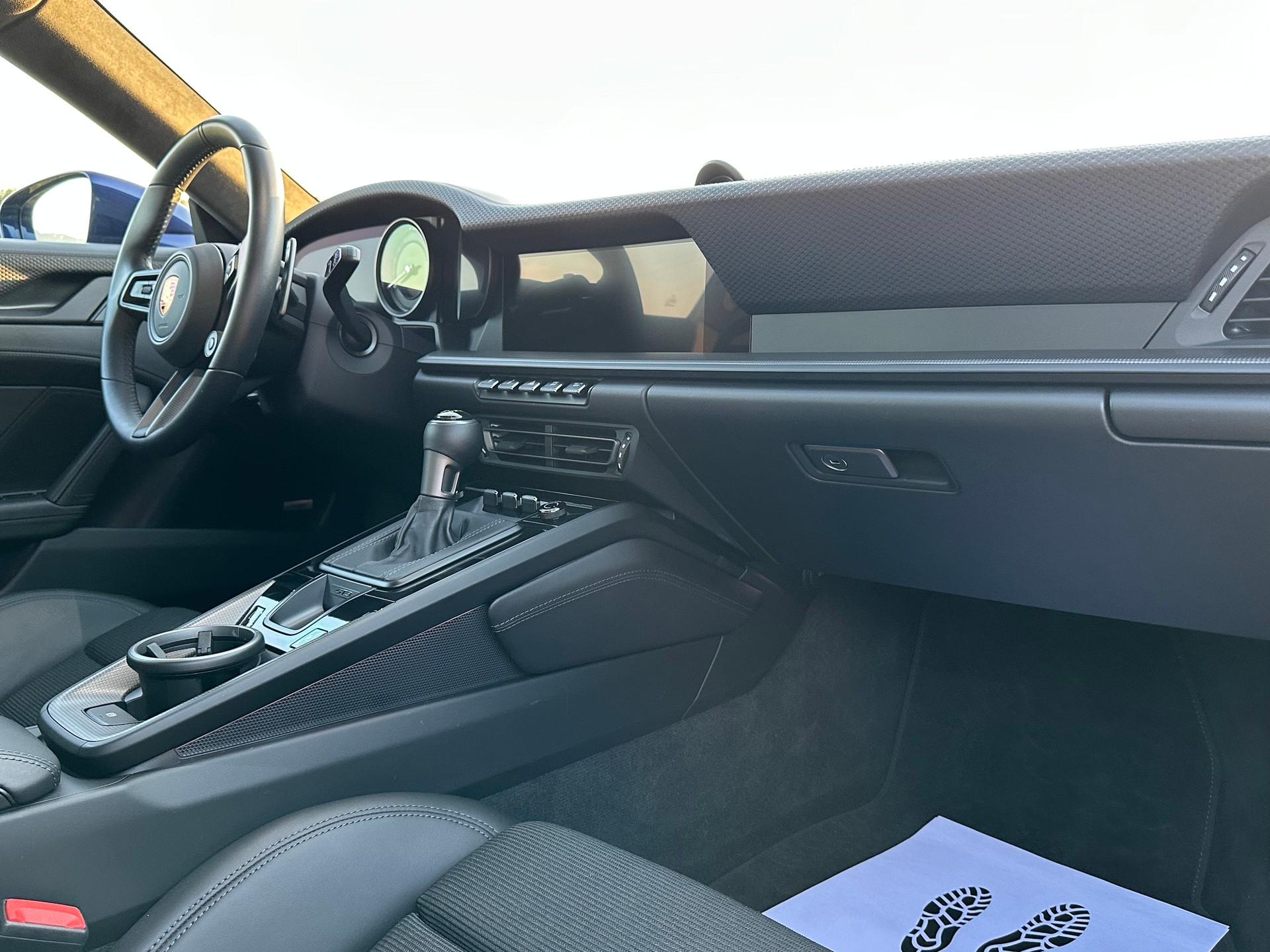 PORSCHE 911 GT3 Touring PDK-image-4