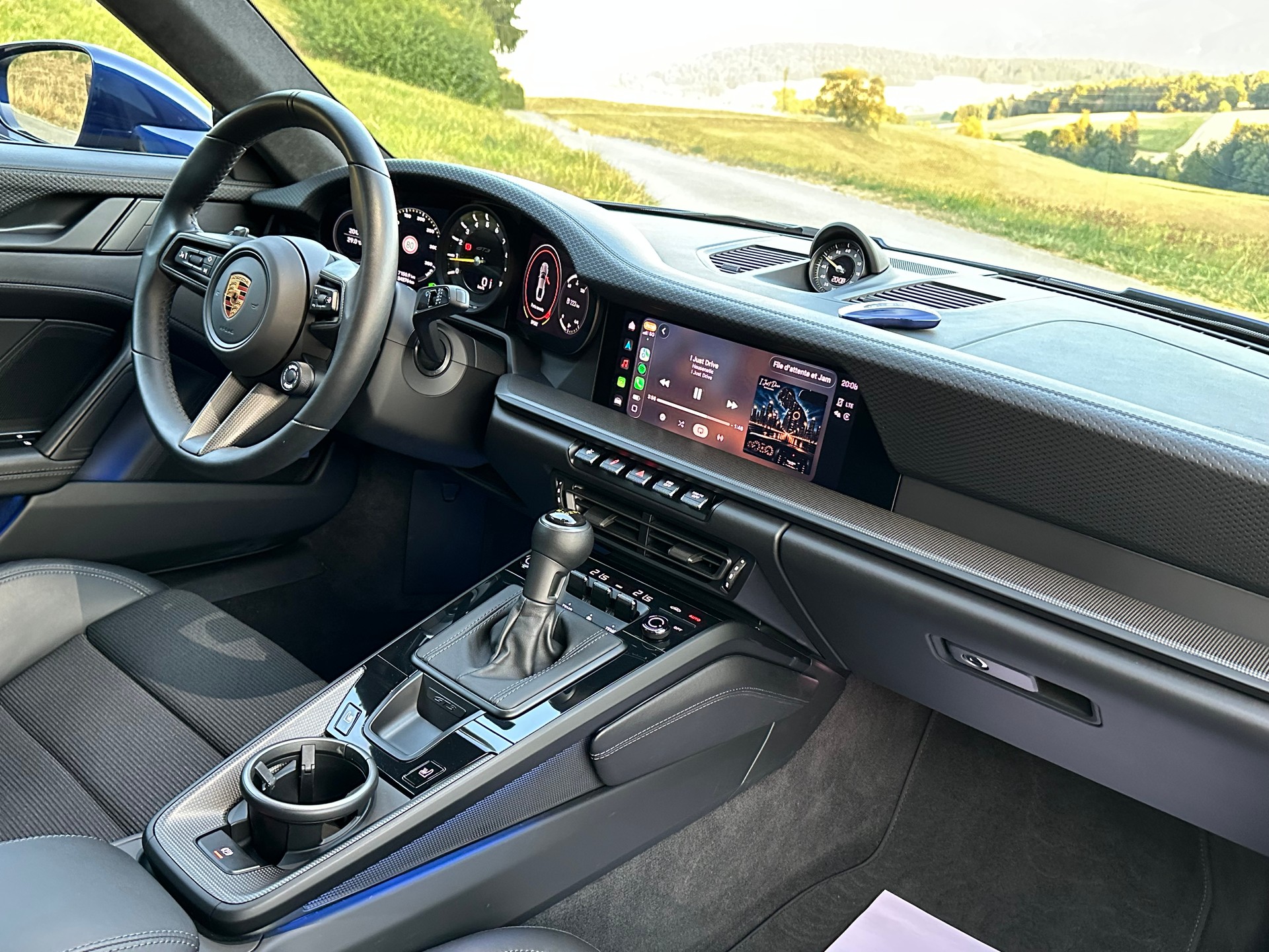 PORSCHE 911 GT3 Touring PDK-image-10