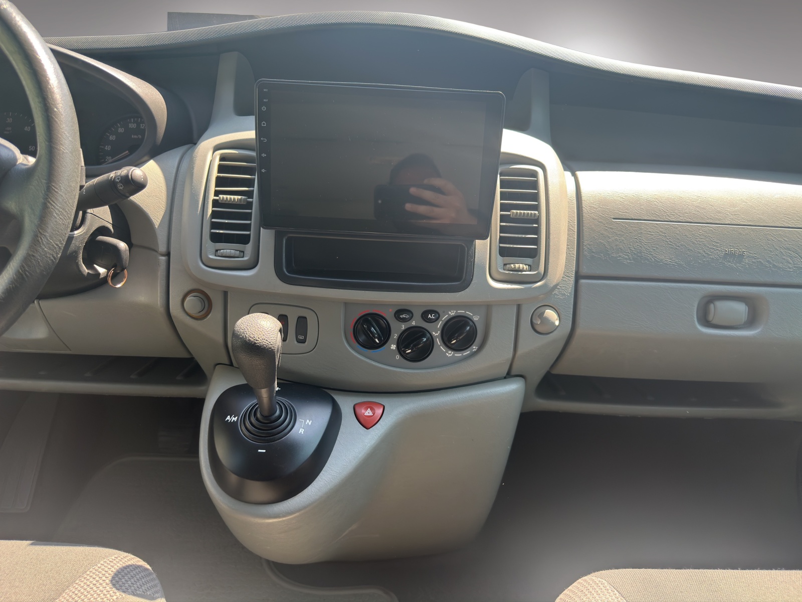 OPEL Vivaro Tour 2.5 CDTI 2.7t L1H1 8 PLATZ-image-12