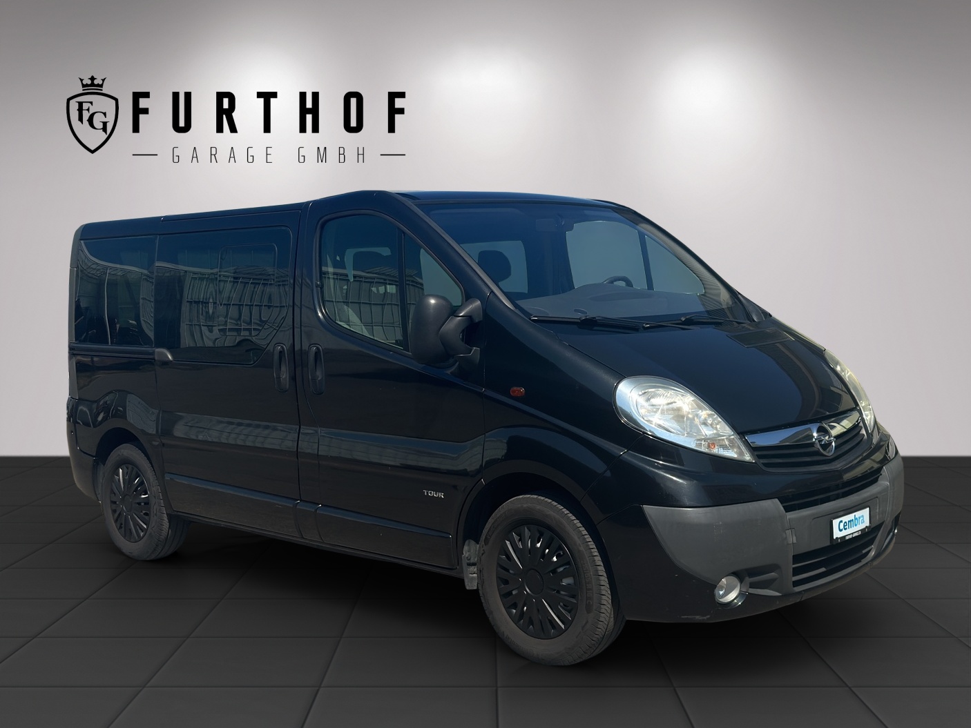 OPEL Vivaro Tour 2.5 CDTI 2.7t L1H1 8 PLATZ-image-1
