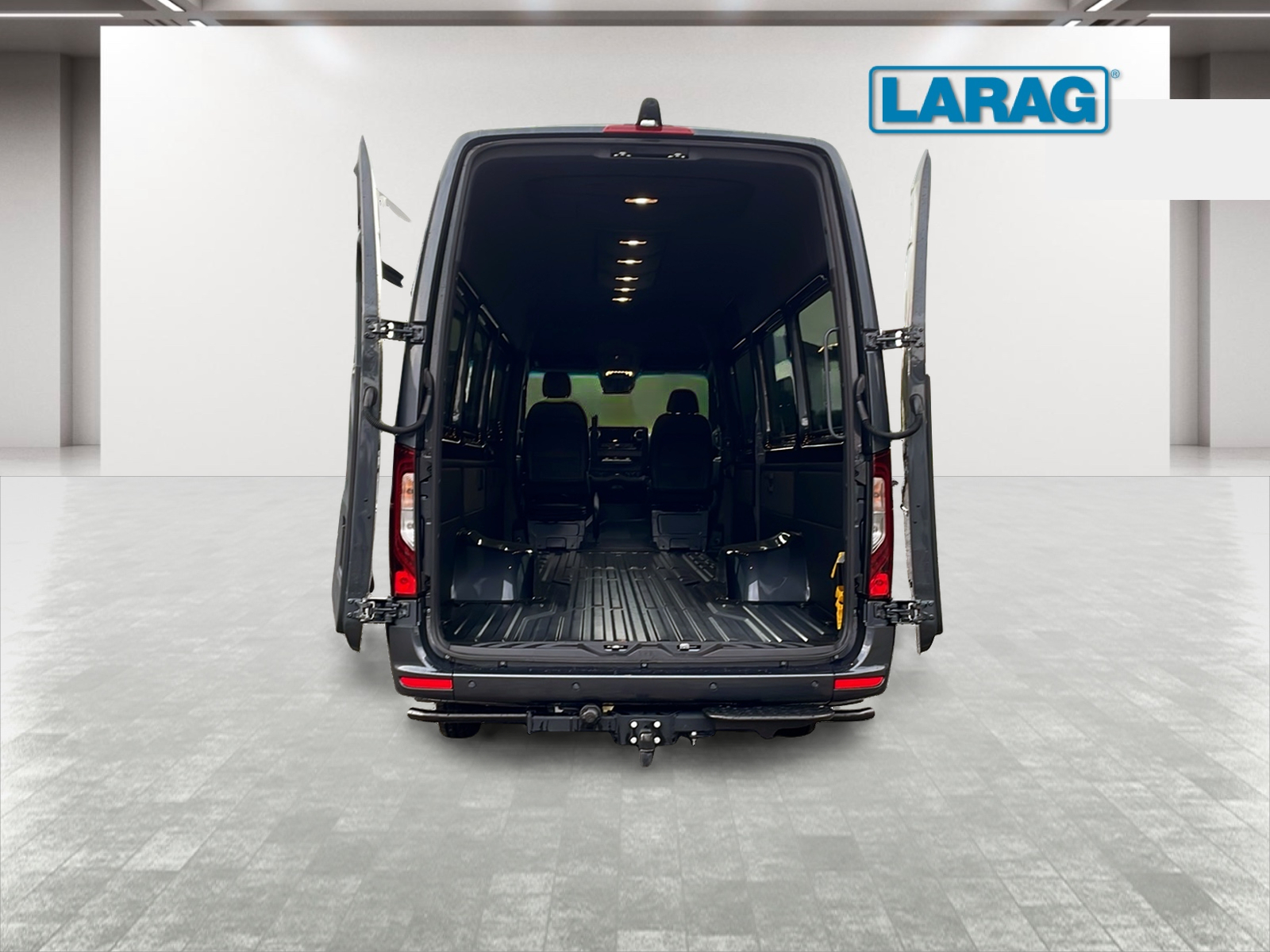 MERCEDES-BENZ Sprinter 519 CDI Extralang 9G-TRONIC 4x4-image-4