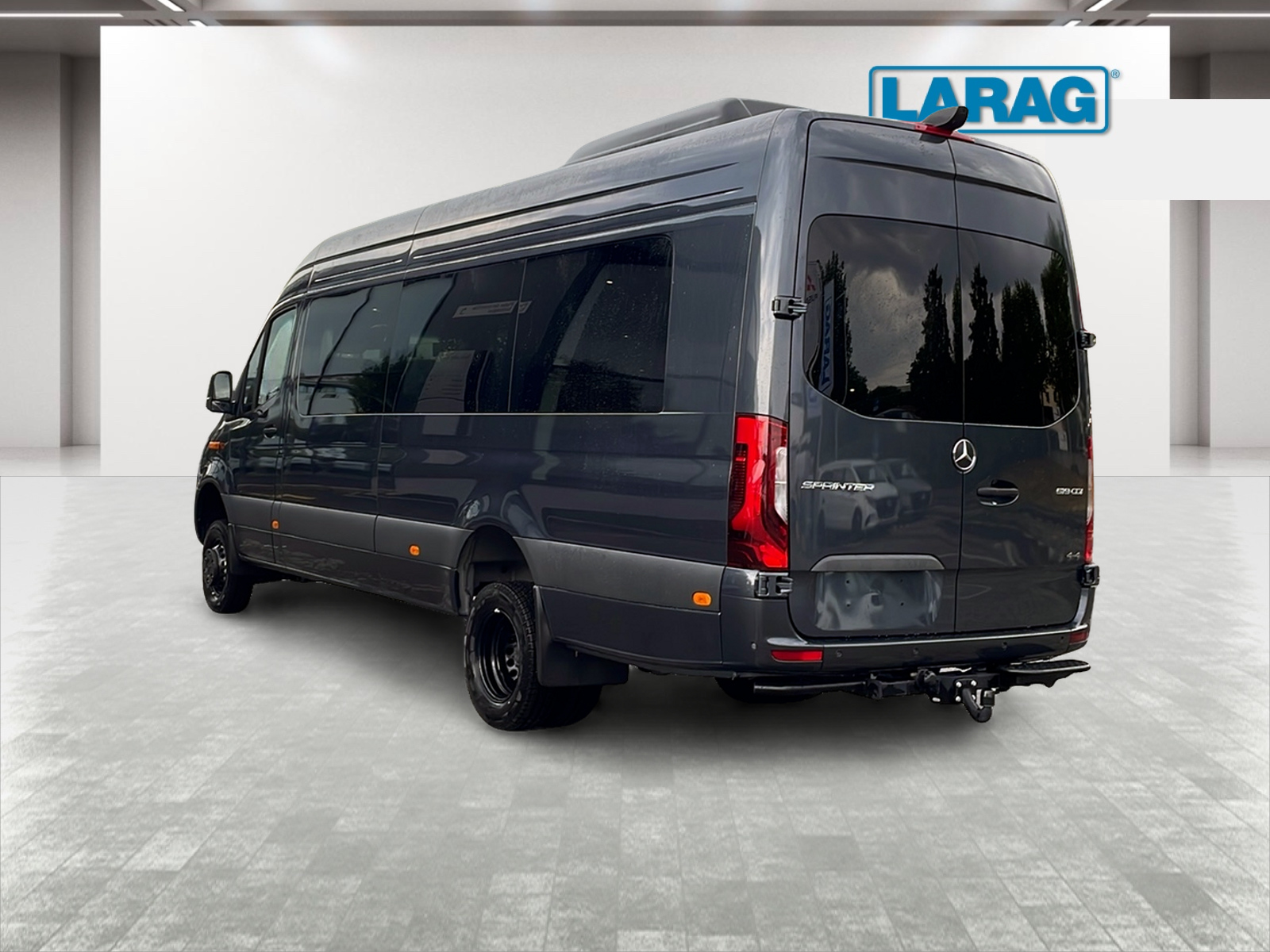 MERCEDES-BENZ Sprinter 519 CDI Extralang 9G-TRONIC 4x4-image-2