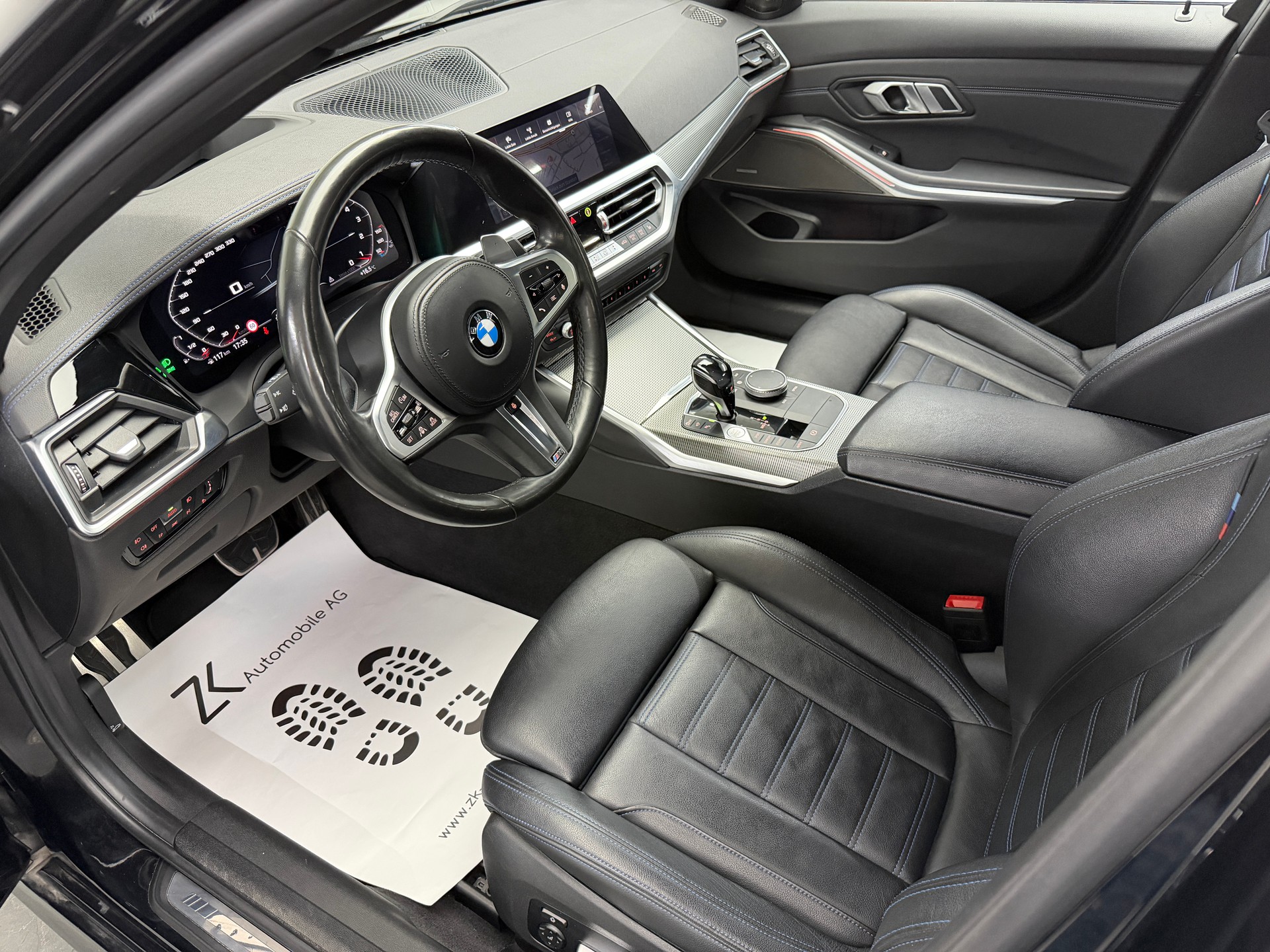 BMW 320d xDrive 48V Steptronic M Sport Black Saphir / 360° Kamera / H&K Soundsystem / Head-Up-Display / Leder / LED-Cockpit /-image-6