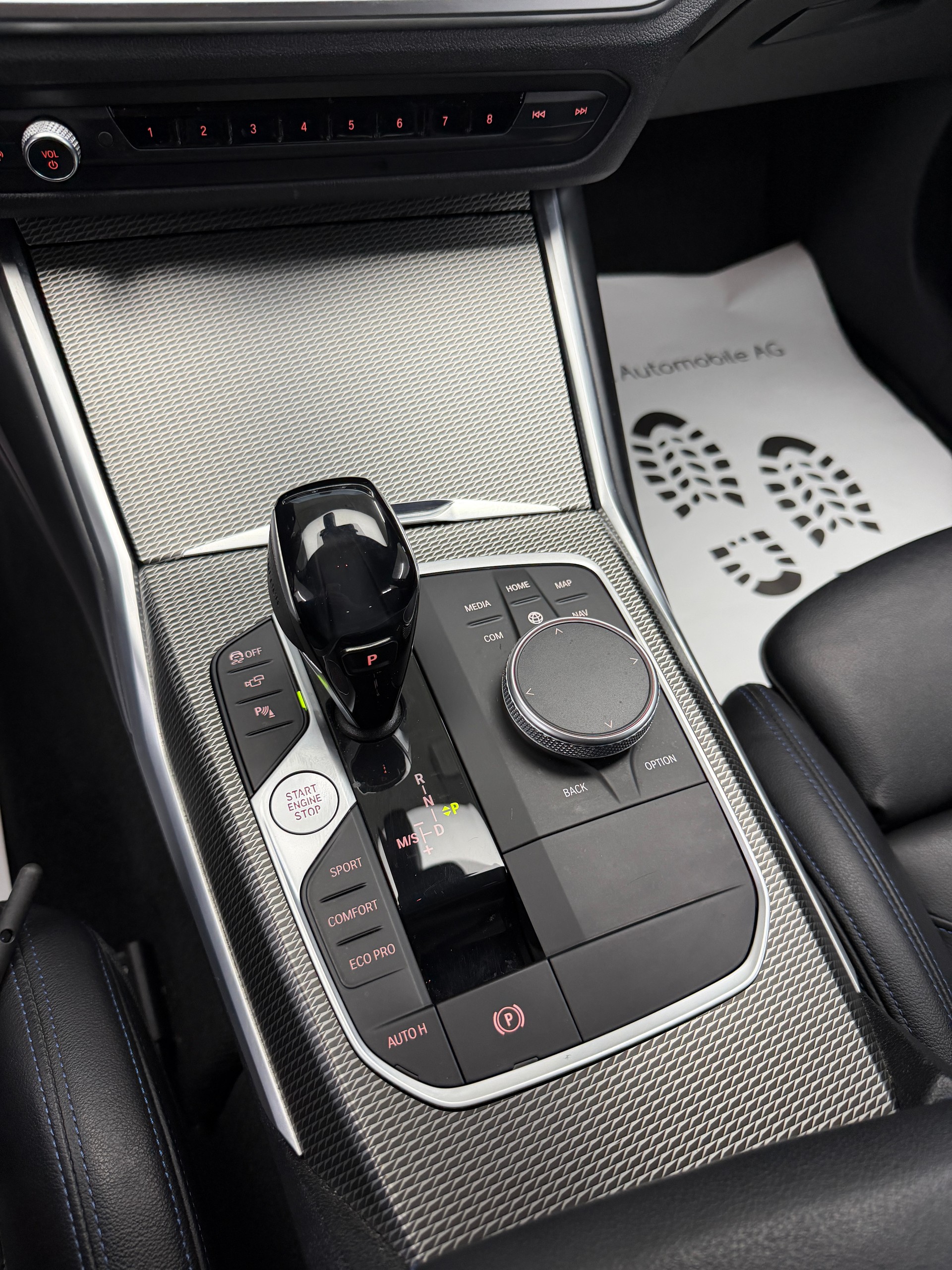 BMW 320d xDrive 48V Steptronic M Sport Black Saphir / 360° Kamera / H&K Soundsystem / Head-Up-Display / Leder / LED-Cockpit /-image-13
