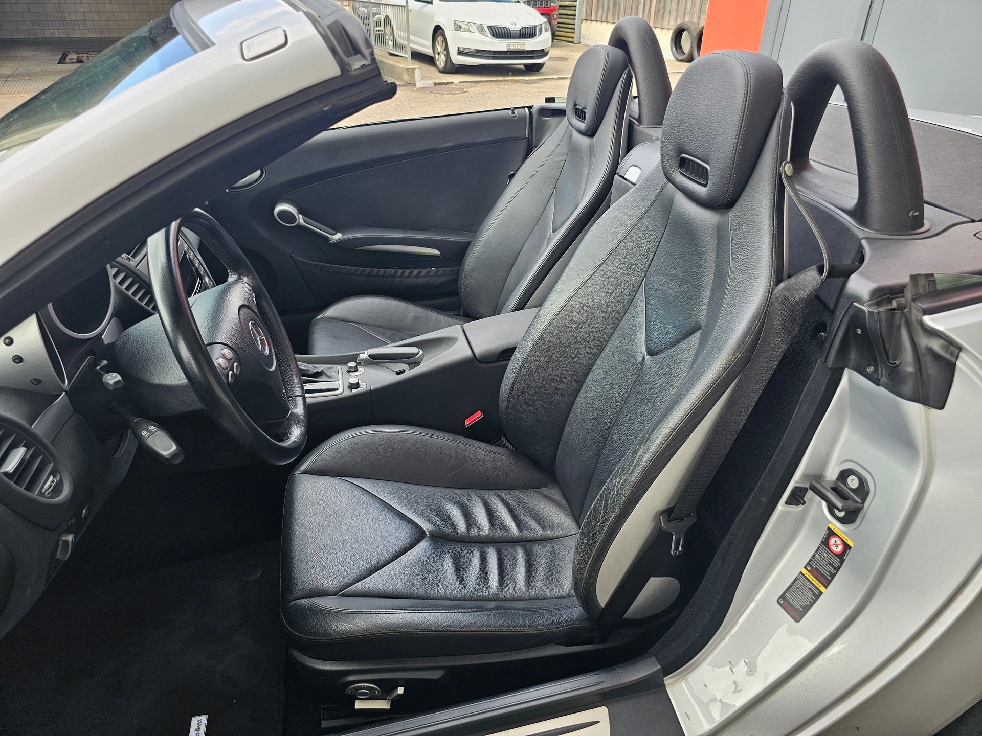 MERCEDES-BENZ SLK 200 Kompressor-image-11