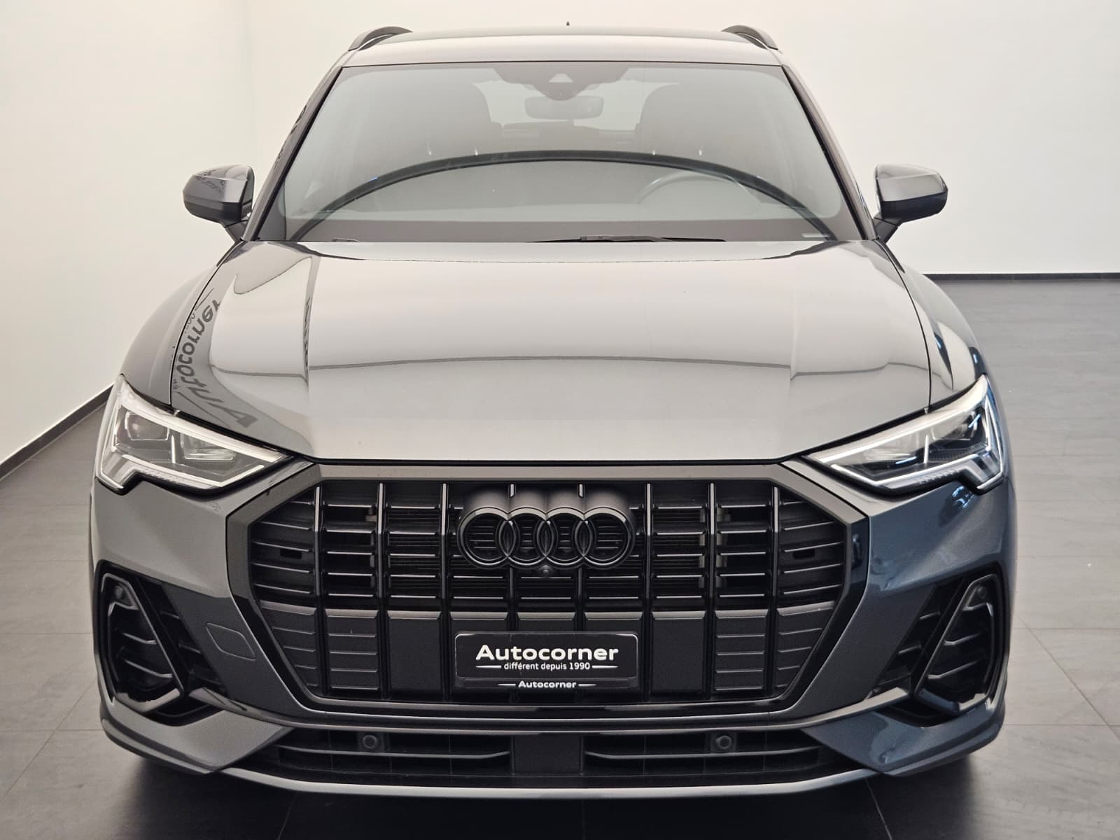AUDI Q3 45 TFSI e S line S-tronic-image-4