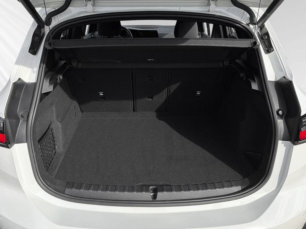 BMW 218d Active Tourer DKG-image-8