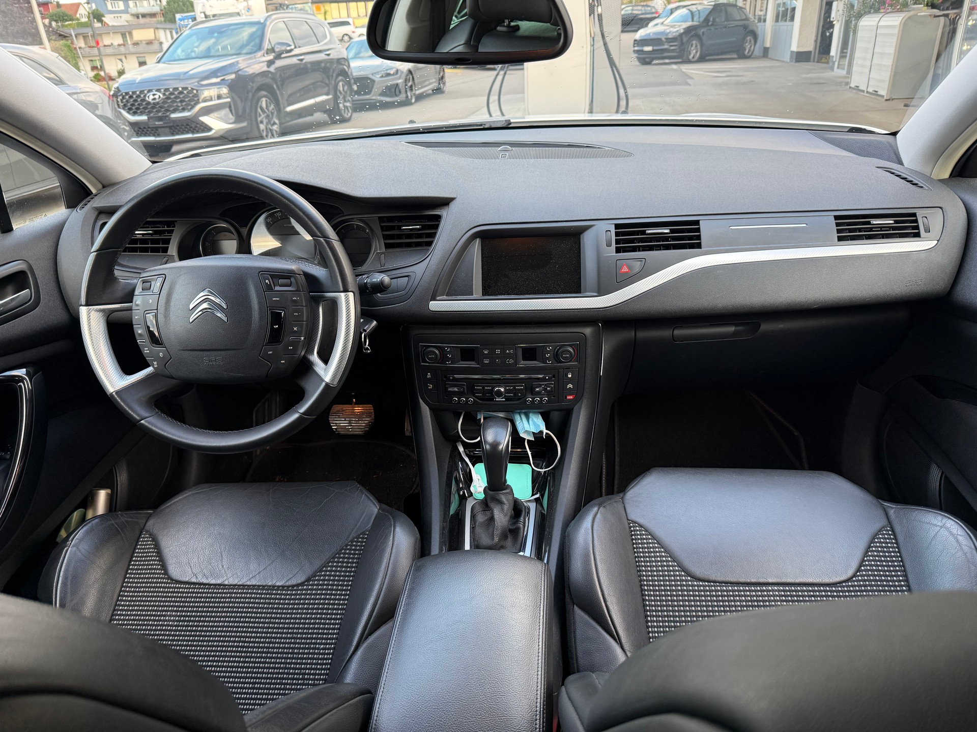 CITROEN C5 Tourer 2.2 HDi CrossTourer Automatic-image-11