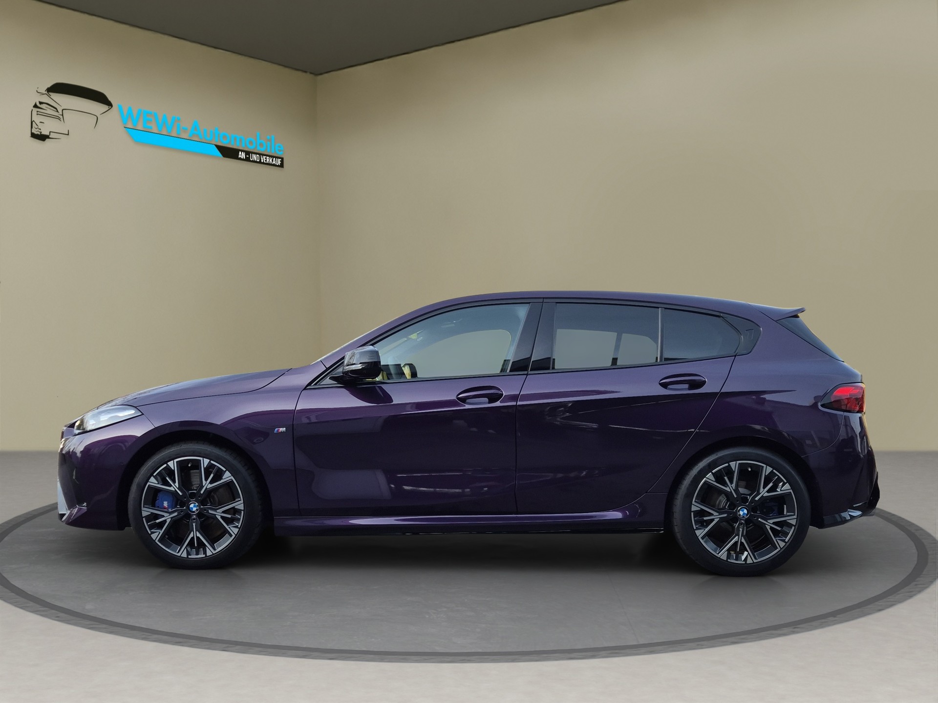 BMW M135 xDrive M Sport Pro-image-5