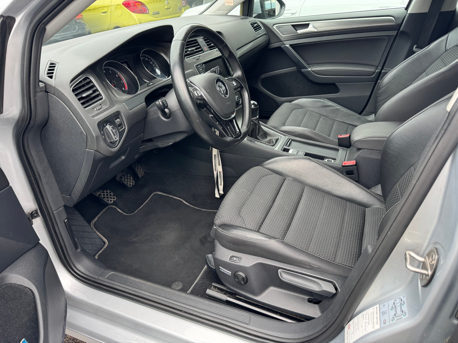 VW Golf 1.4 TSI Comfortline-image-7