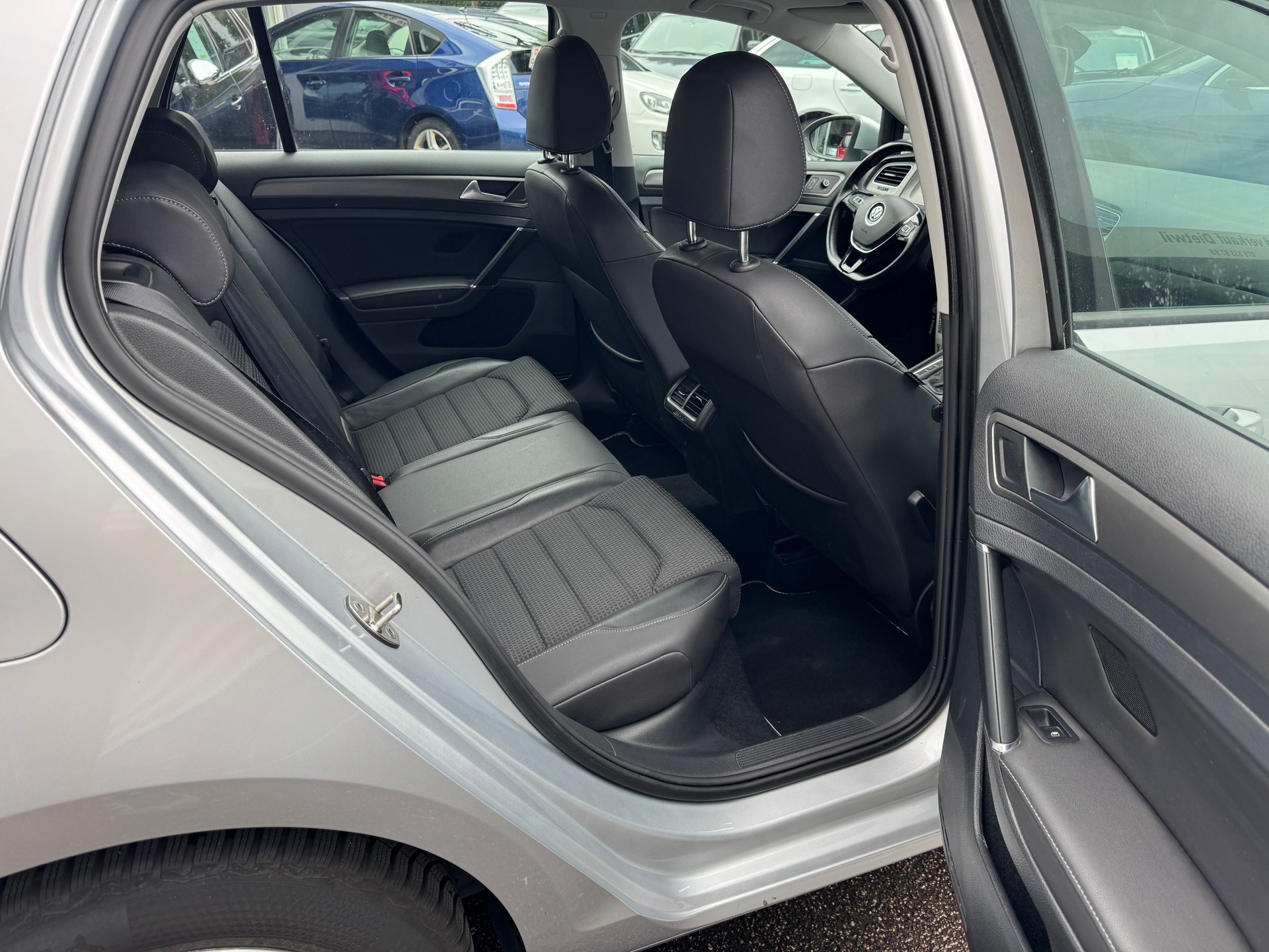 VW Golf 1.4 TSI Comfortline-image-8