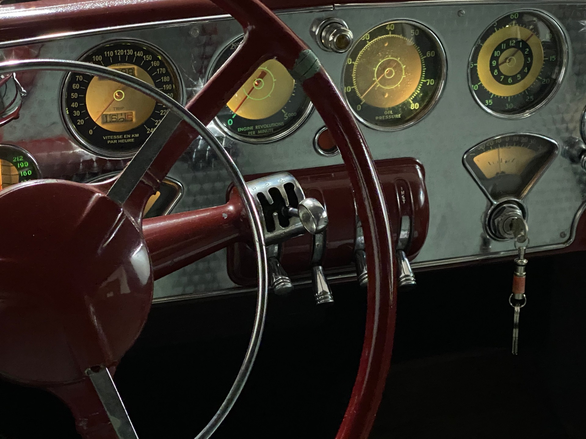 CORD 812 Supercharged 190 Ps-Cv Custom BEVERLY-image-8