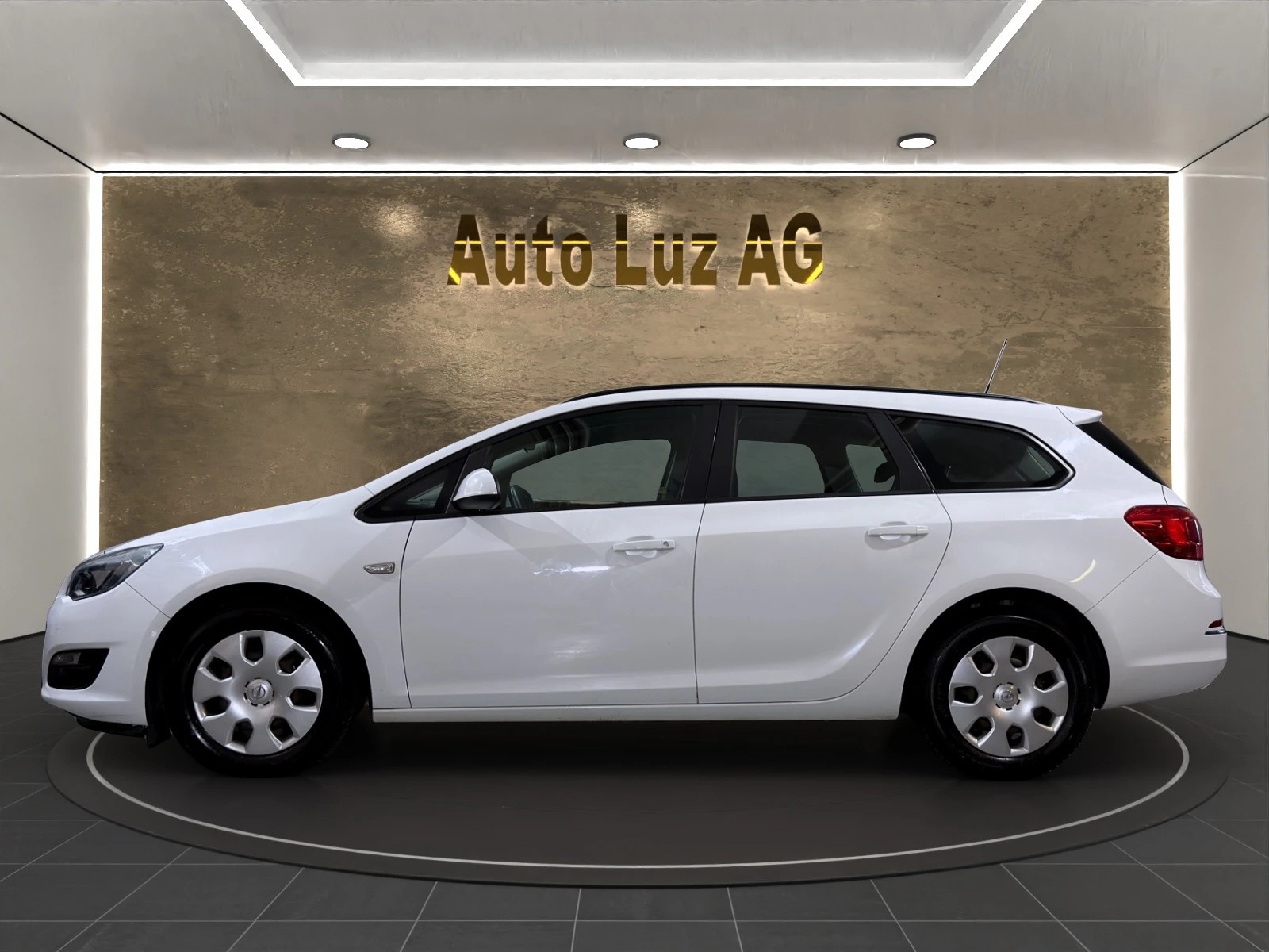 OPEL Astra SportsTourer 1.4i 16V Turbo Active Edition-image-4