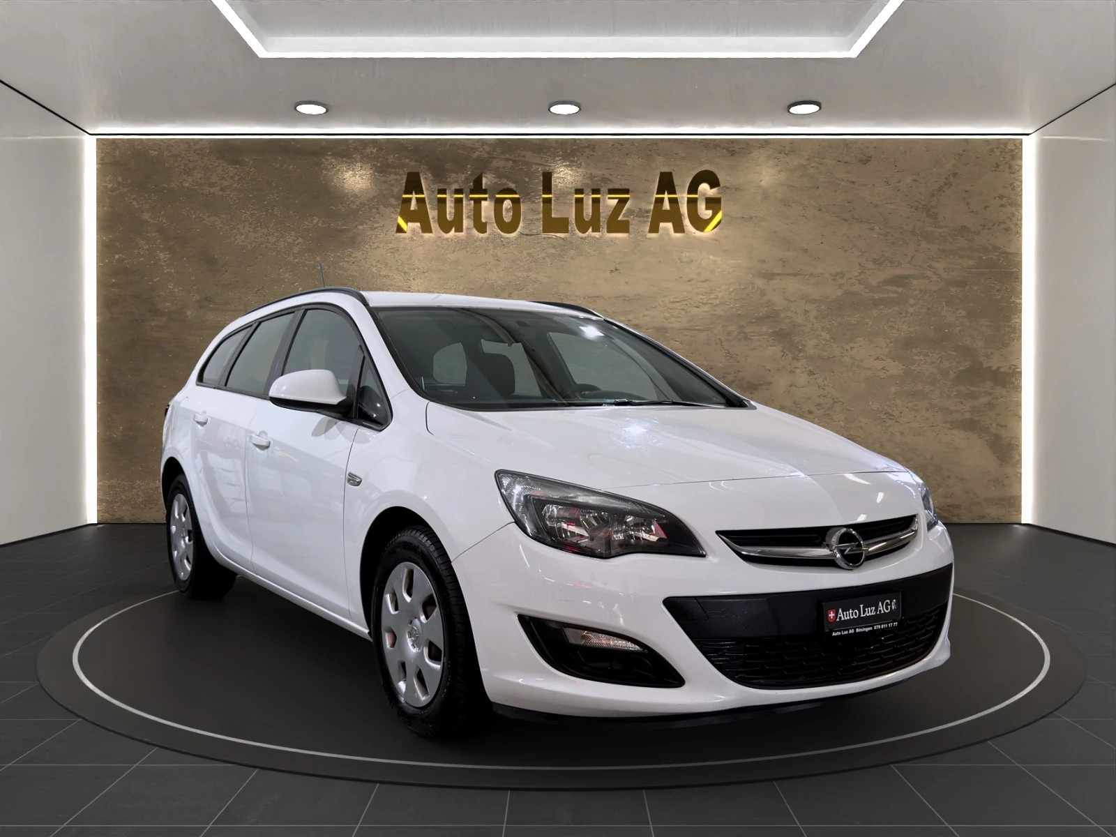 OPEL Astra SportsTourer 1.4i 16V Turbo Active Edition-image-5
