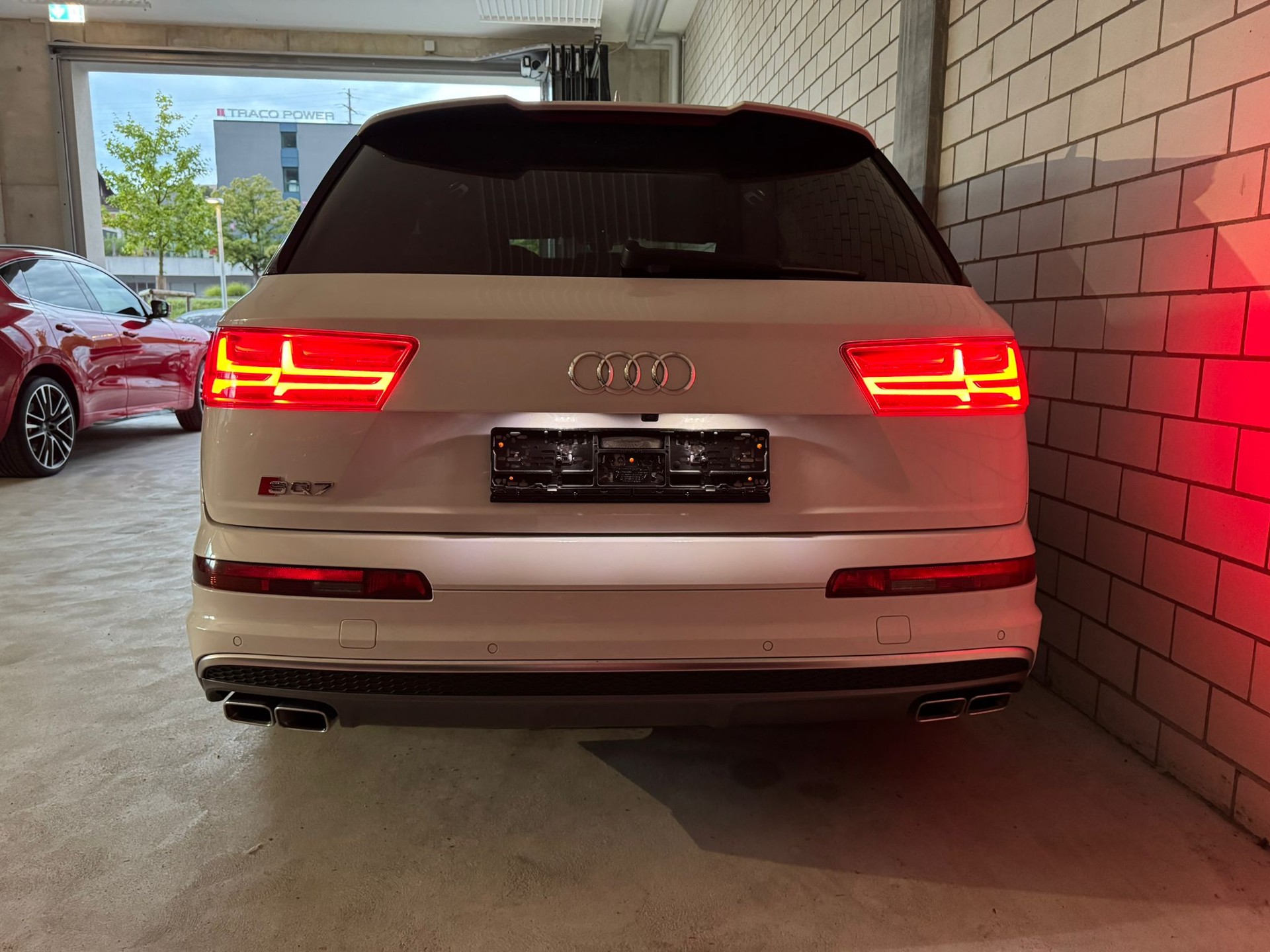 AUDI SQ7 4.0 TDI quattro tiptronic Traumausstattung-showroom-element-3