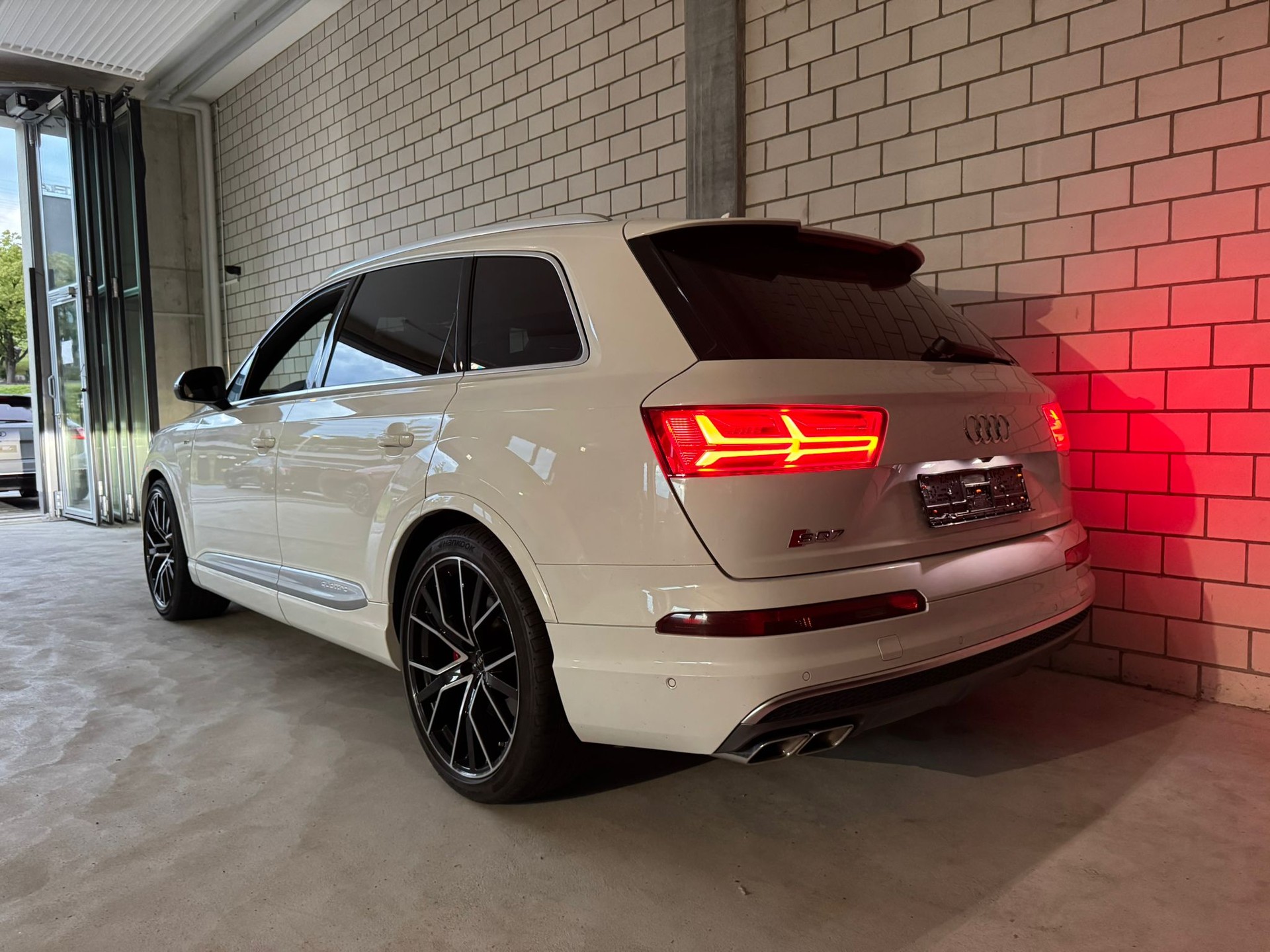 AUDI SQ7 4.0 TDI quattro tiptronic Traumausstattung-showroom-element-2