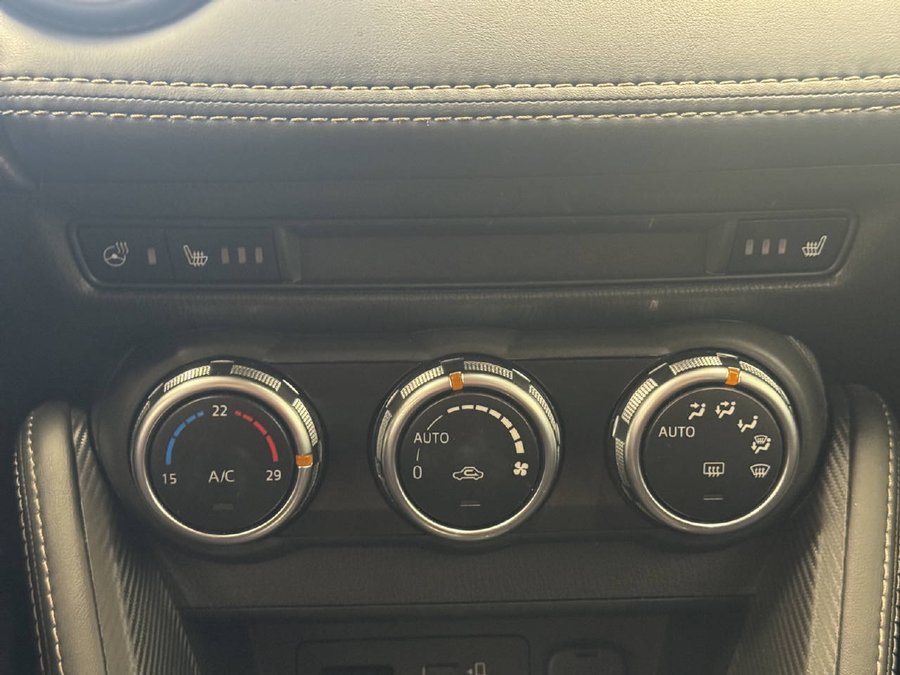 MAZDA 2 1.5 90 PS Revolution-image-13