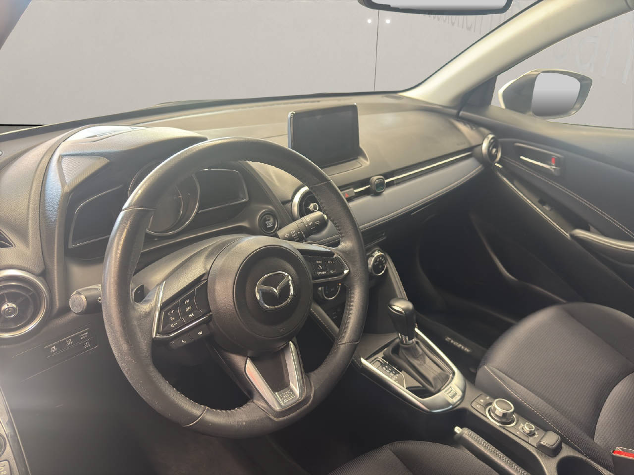 MAZDA 2 1.5 90 PS Revolution-image-4