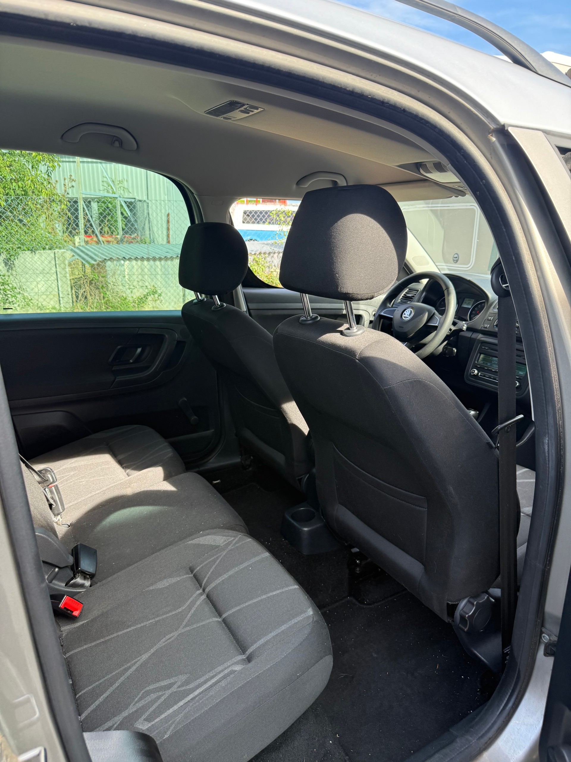 SKODA Roomster 1.2 TSI Elegance DSG-image-6