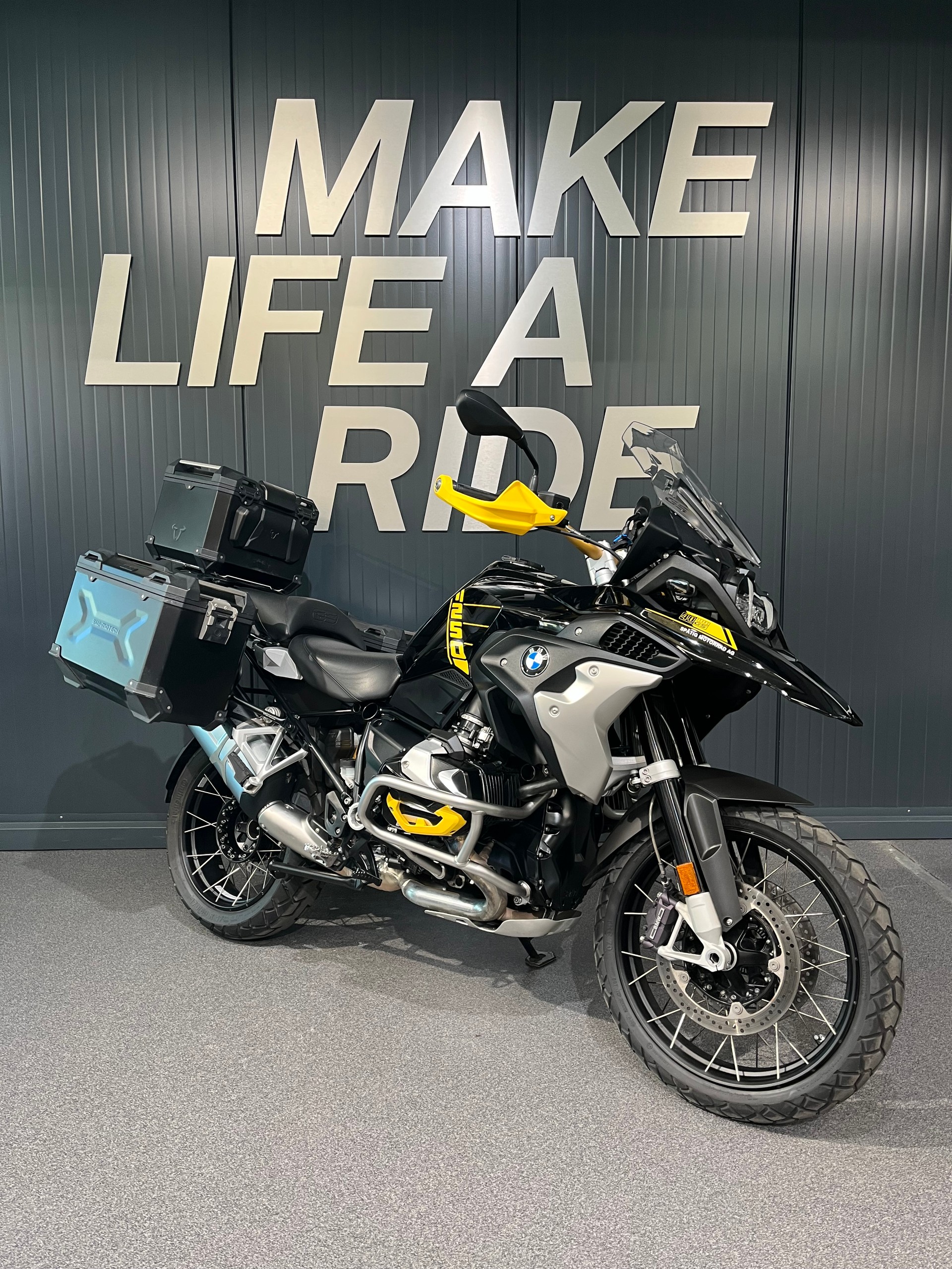 BMW R 1250 GS-showroom-element-1