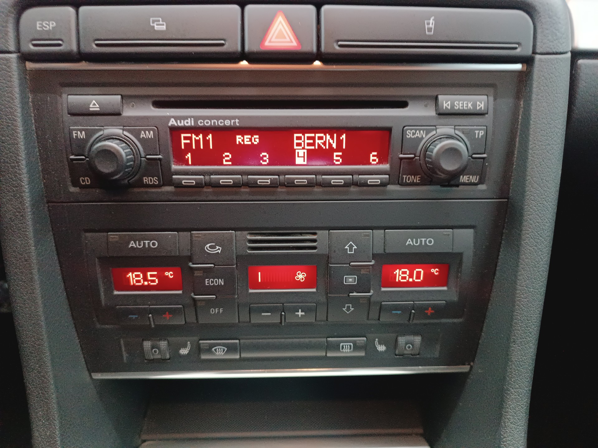 AUDI A4 Avant 1.8 Turbo-image-10