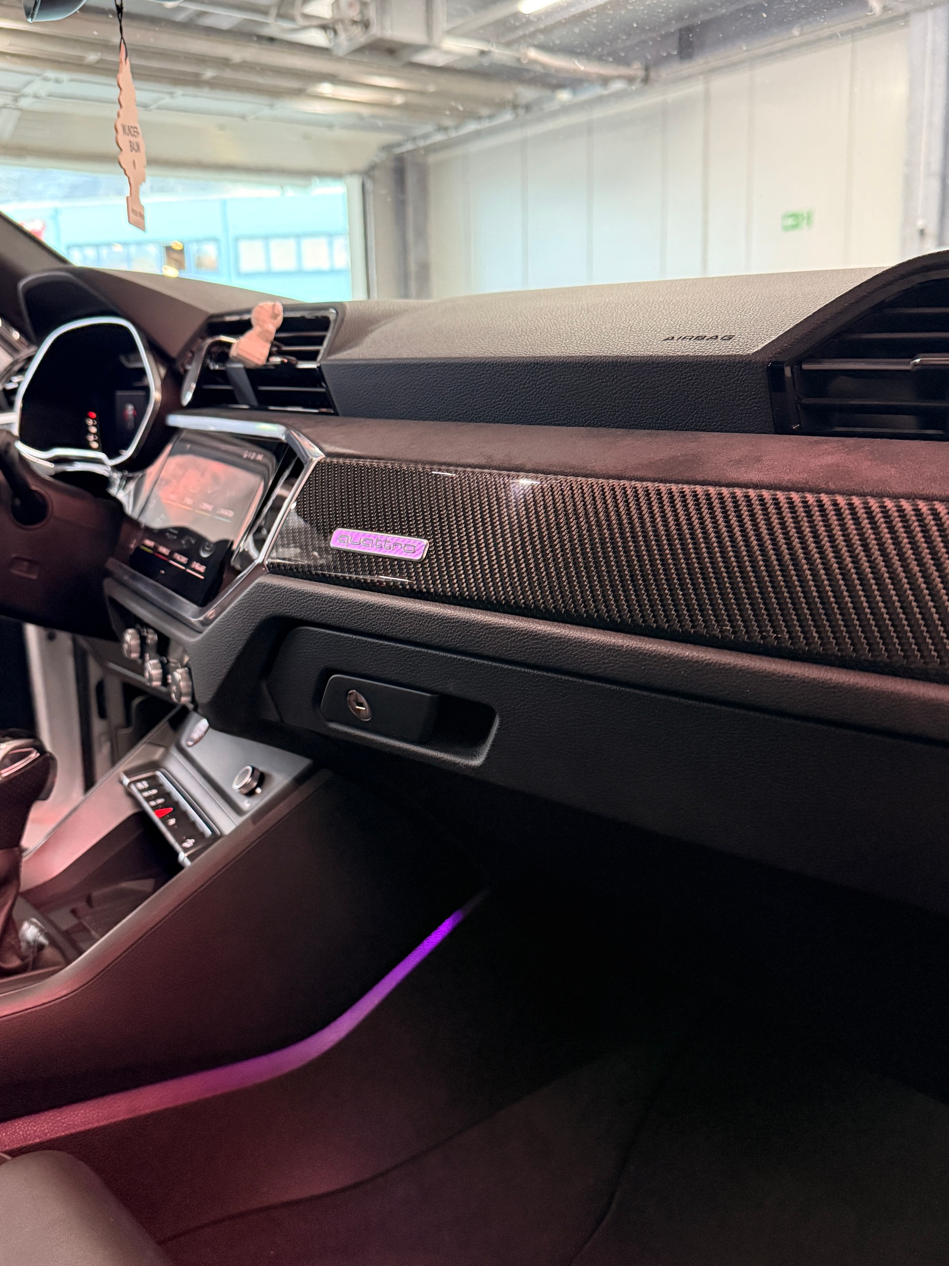 AUDI RS Q3 Sportback quattro S tronic-image-27