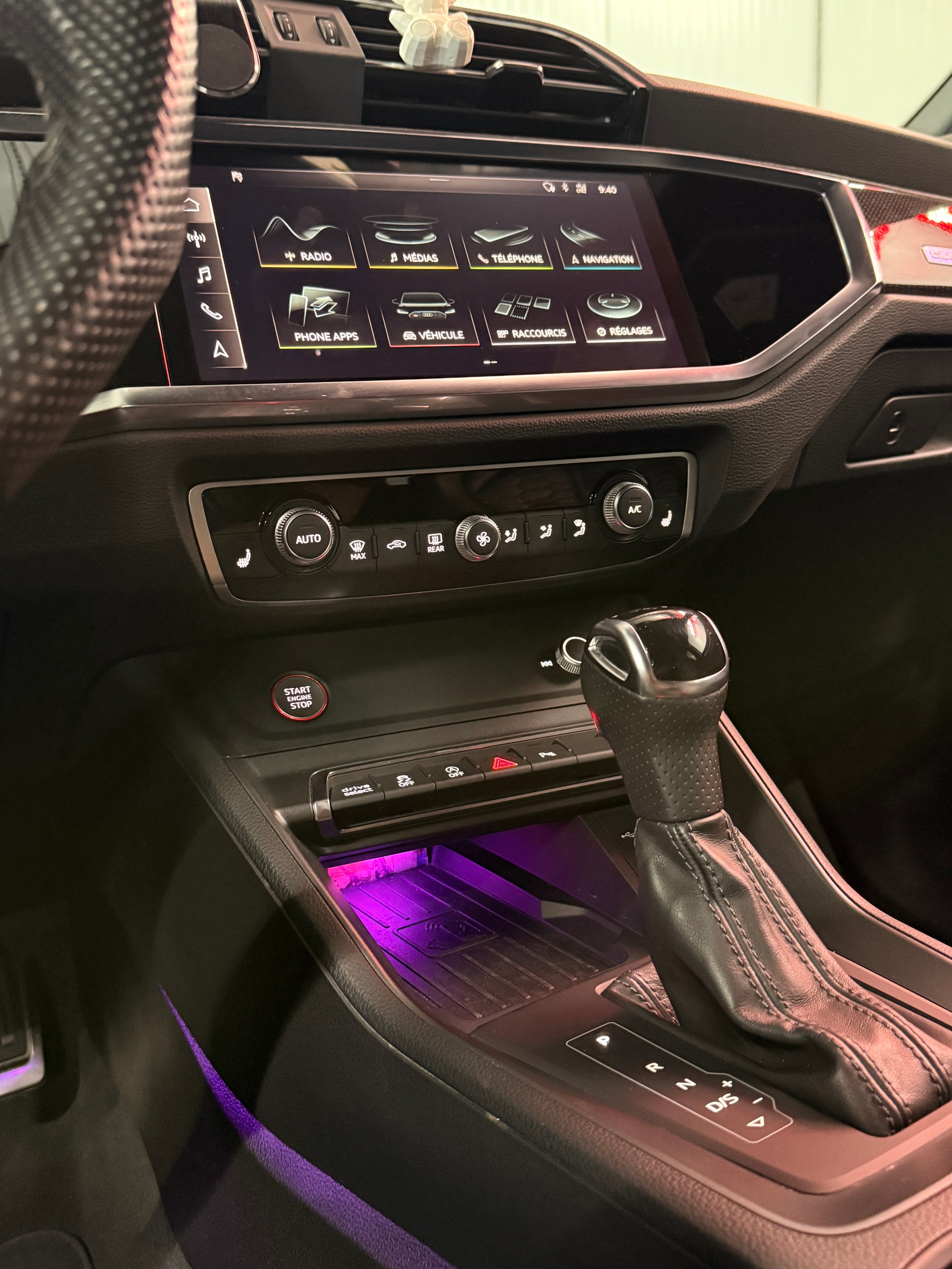 AUDI RS Q3 Sportback quattro S tronic-image-19
