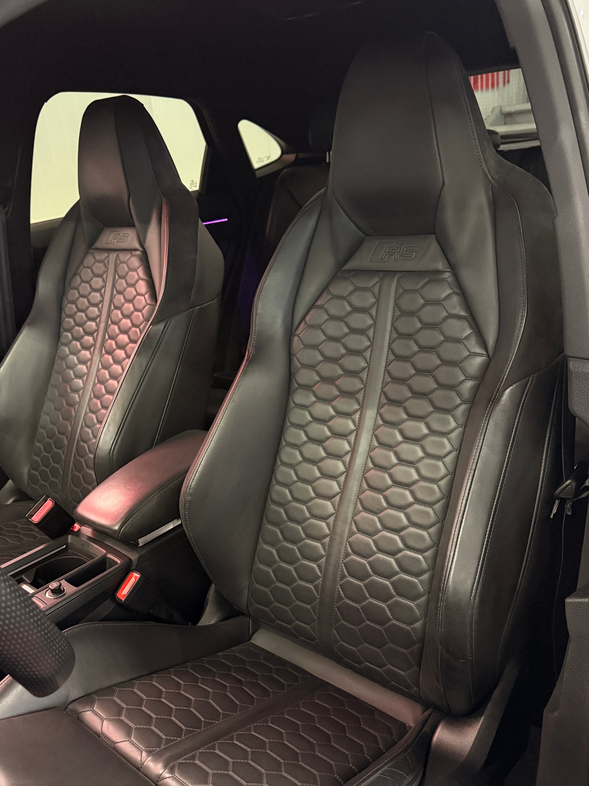 AUDI RS Q3 Sportback quattro S tronic-image-28