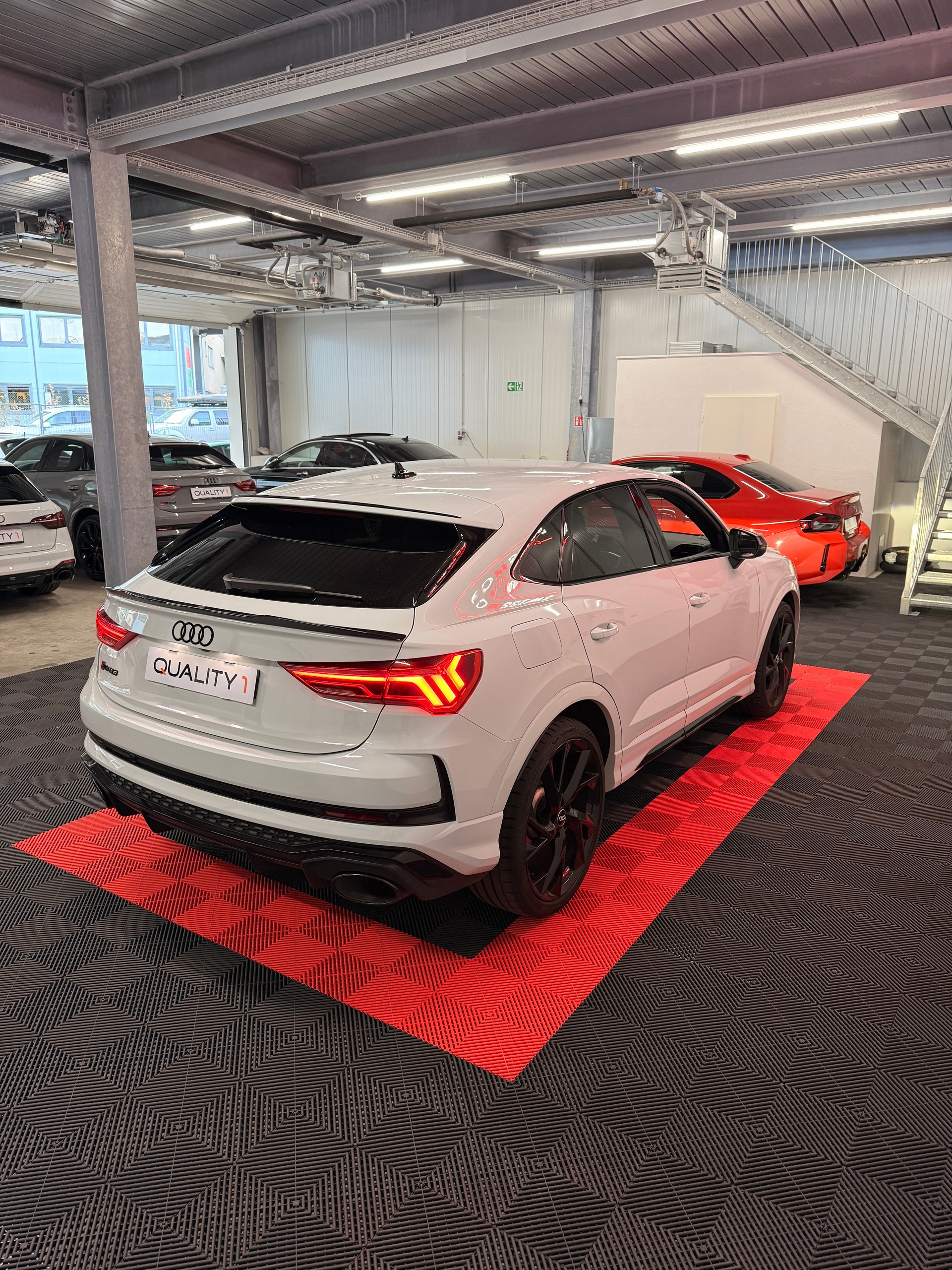 AUDI RS Q3 Sportback quattro S tronic-image-10