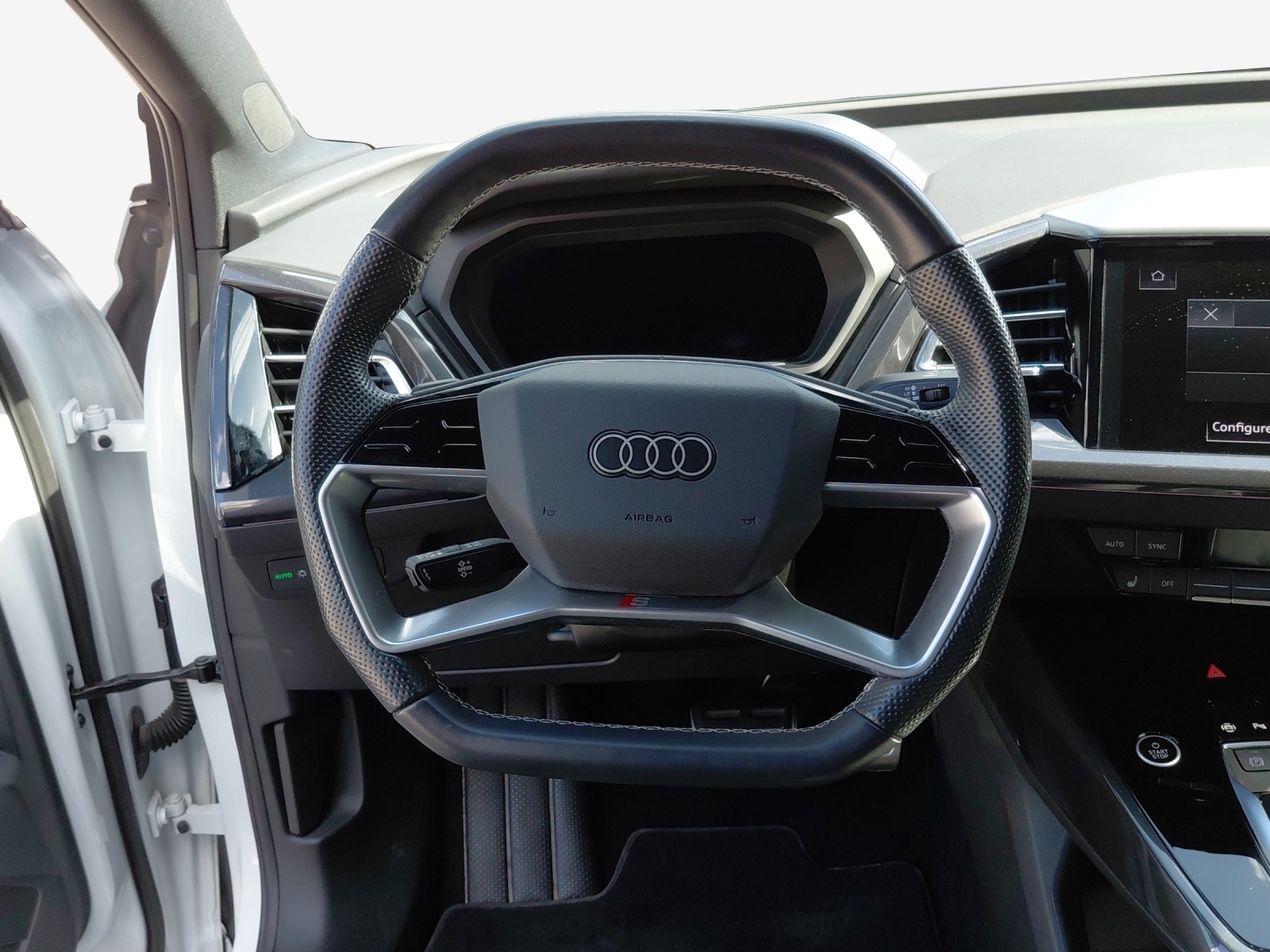AUDI Q4 Sportback e-tron 50 quattro-image-10