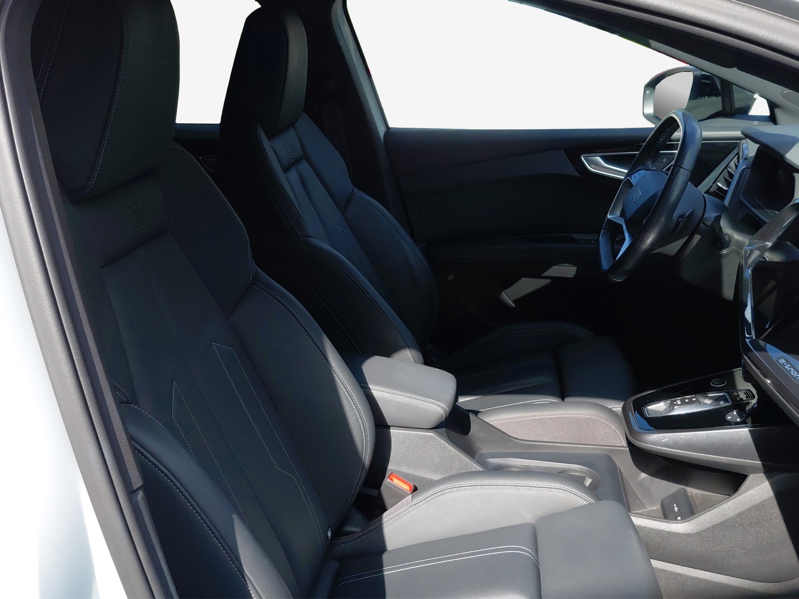 AUDI Q4 Sportback e-tron 50 quattro-image-16