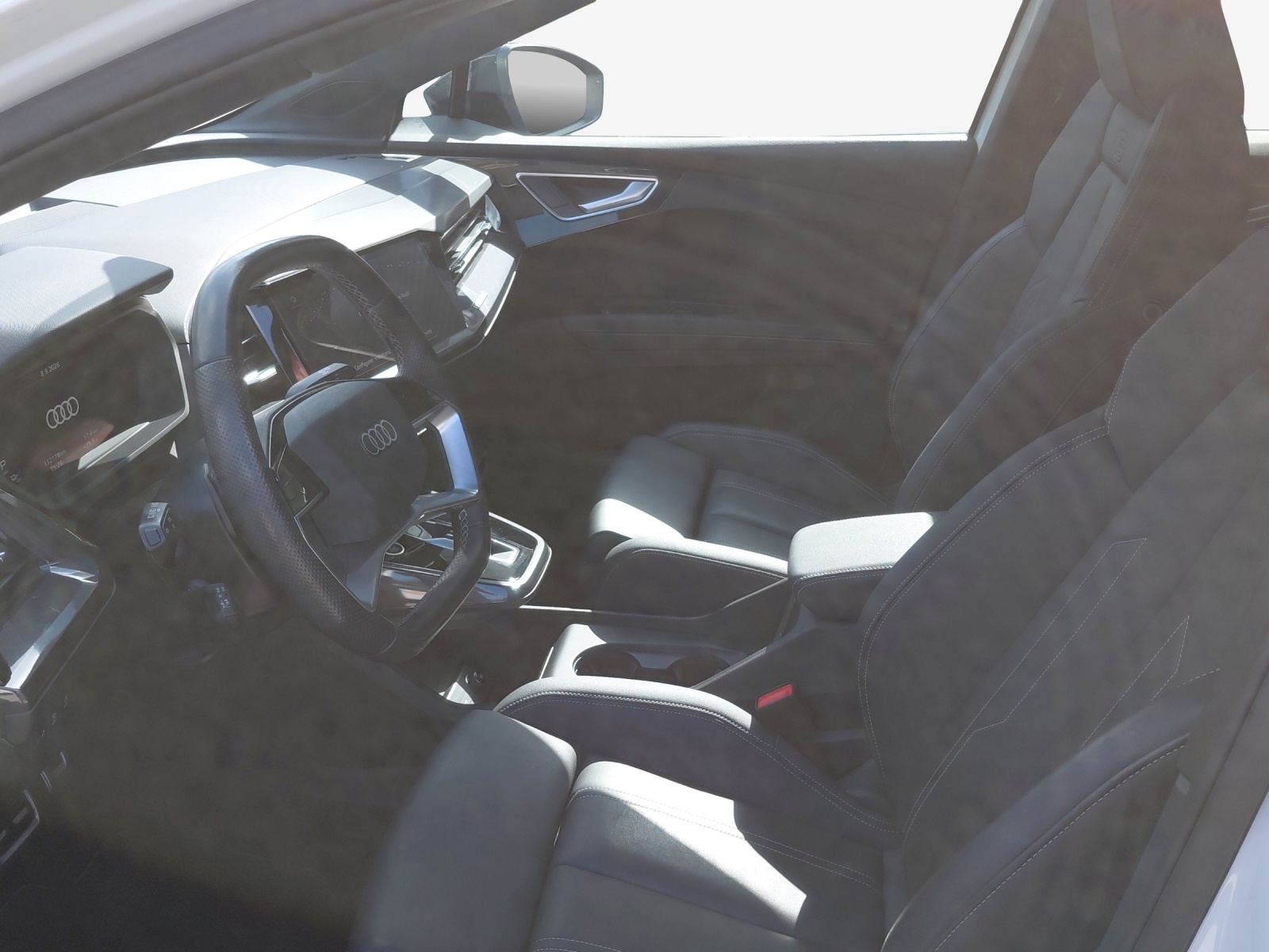 AUDI Q4 Sportback e-tron 50 quattro-image-8