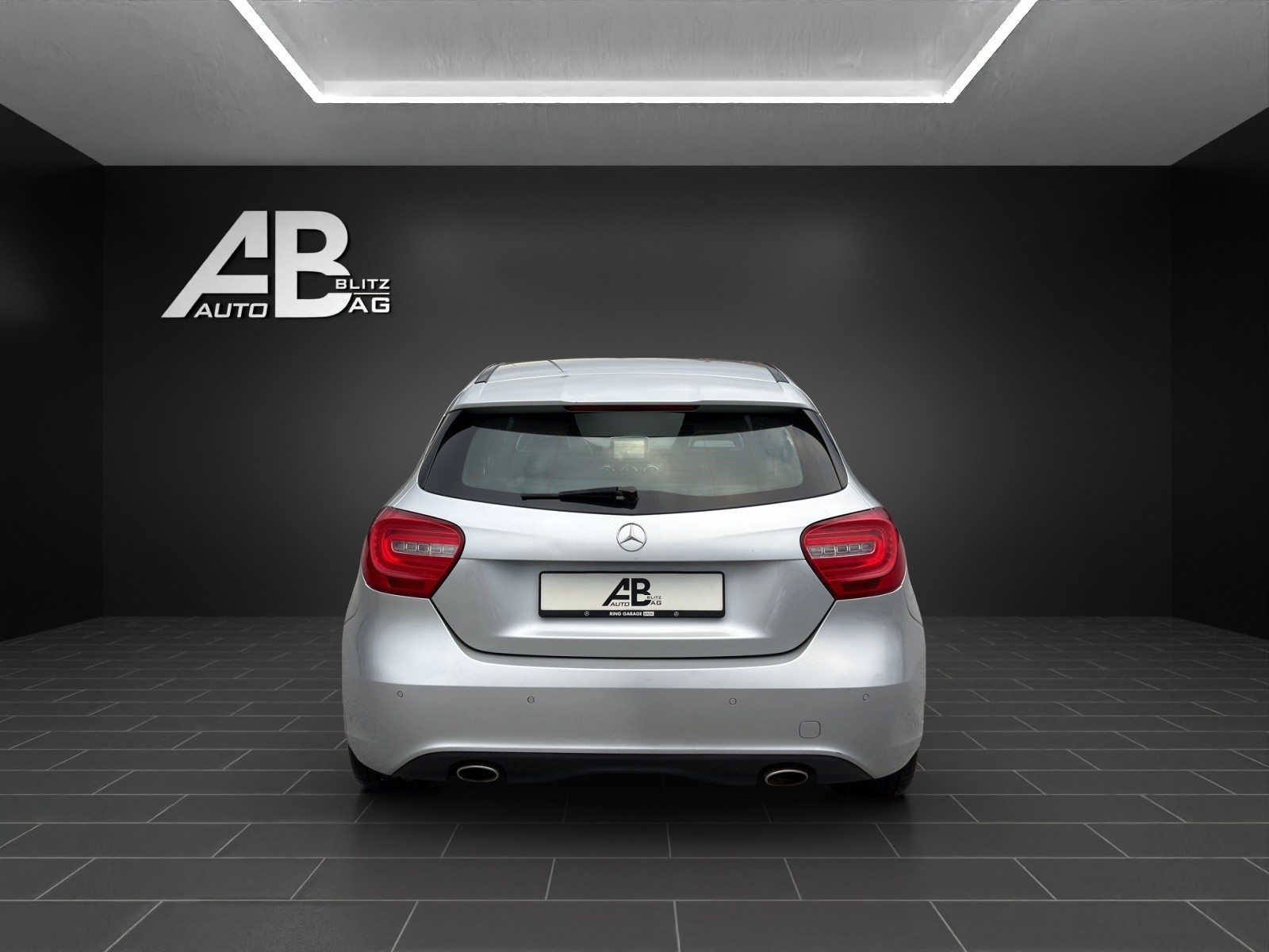 MERCEDES-BENZ A 200 CDI Urban 4Matic 7G-DCT-image-3