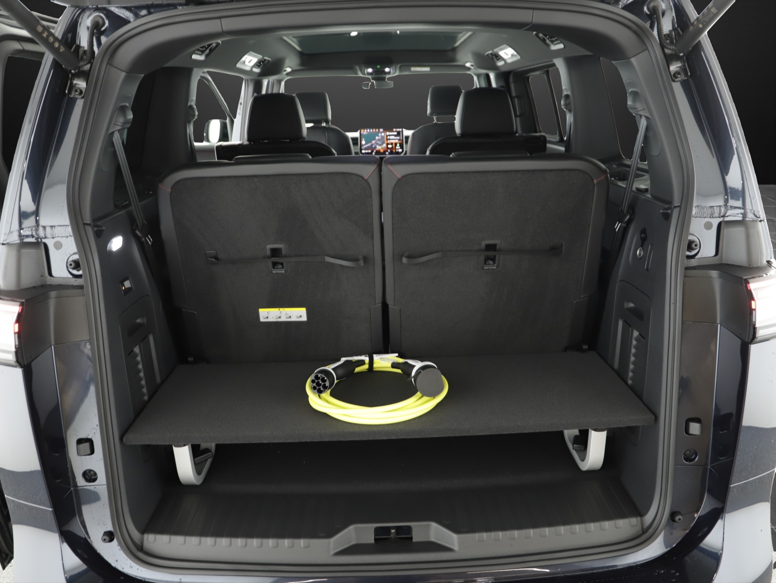 VW ID.Buzz LWB GTX 4 Motion-image-12