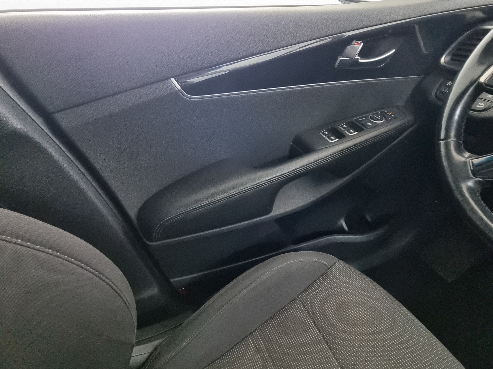 KIA Sorento 2.2 CRDi Trend Active 7P-image-11