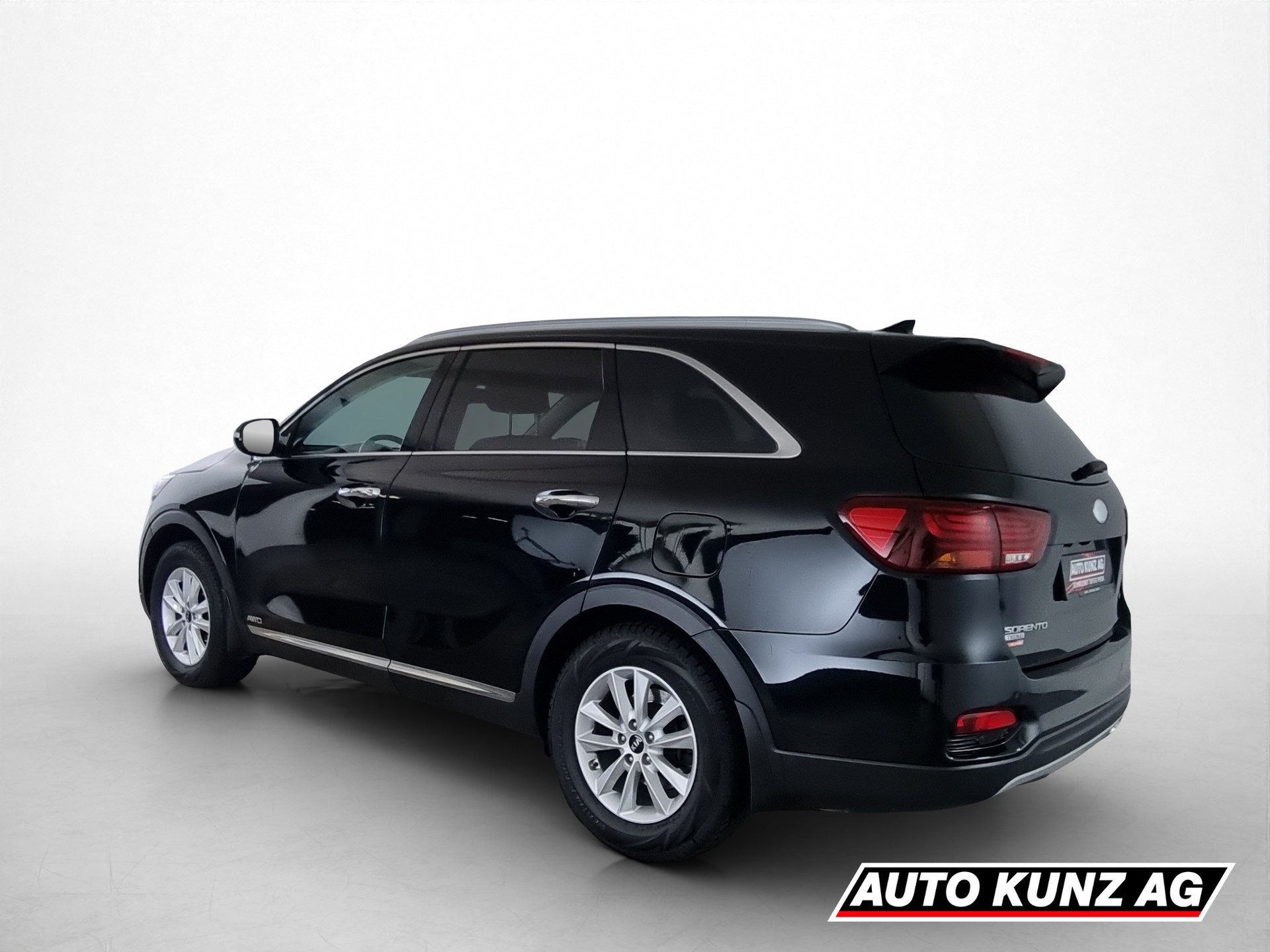KIA Sorento 2.2 CRDi Trend Active 7P-image-3