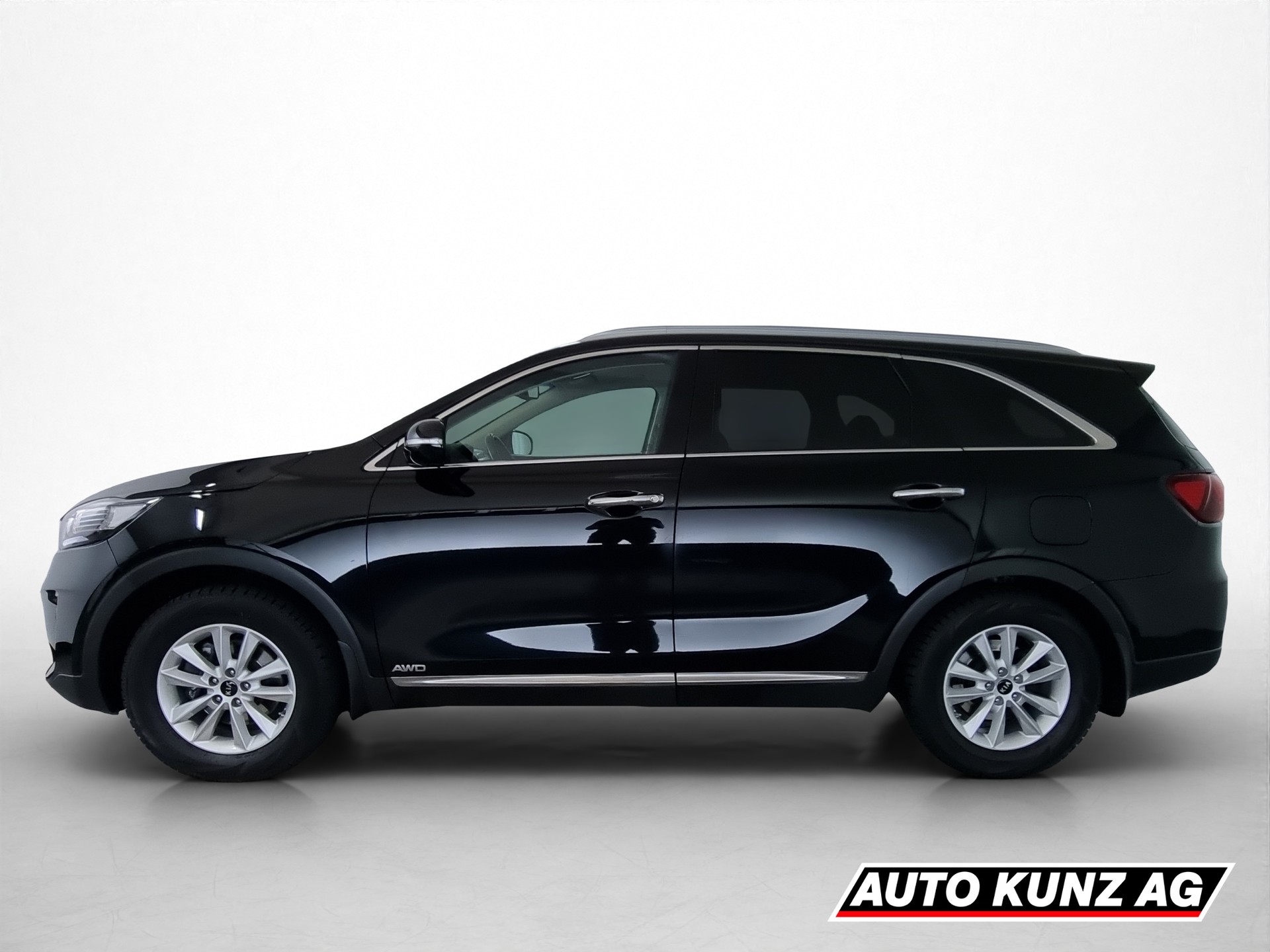 KIA Sorento 2.2 CRDi Trend Active 7P-image-2